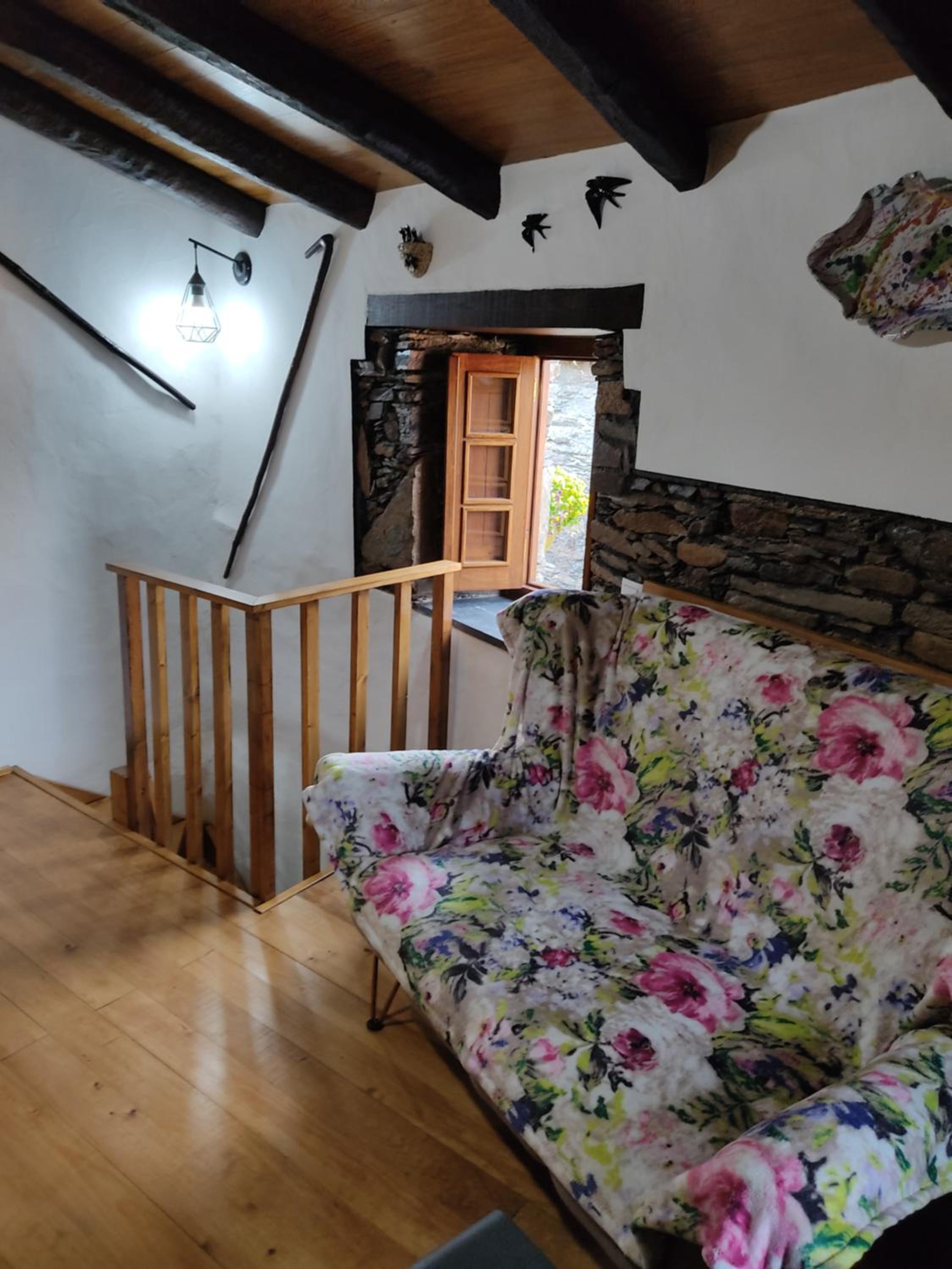 One-Bedroom House photo 1
