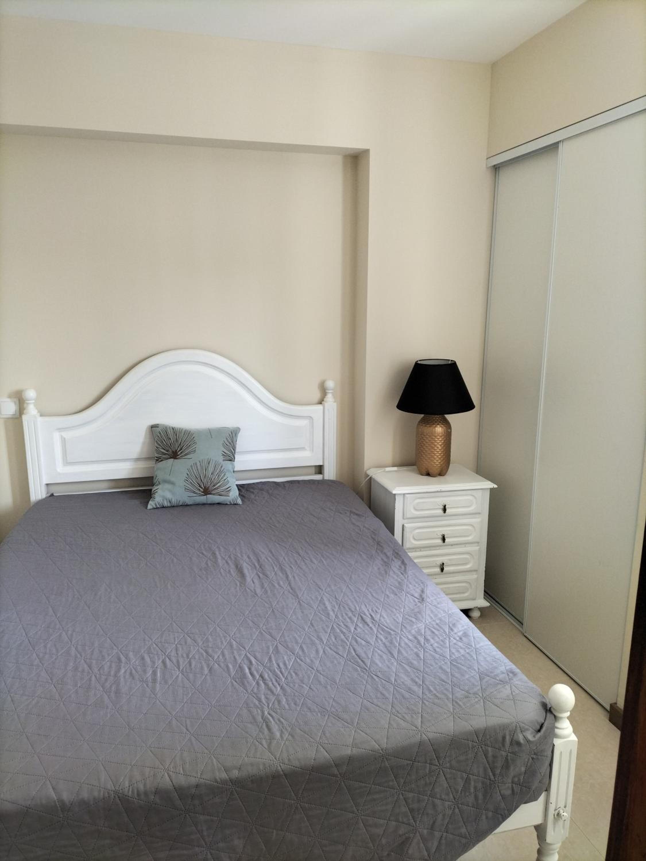 One-Bedroom Apartment - Photo 10