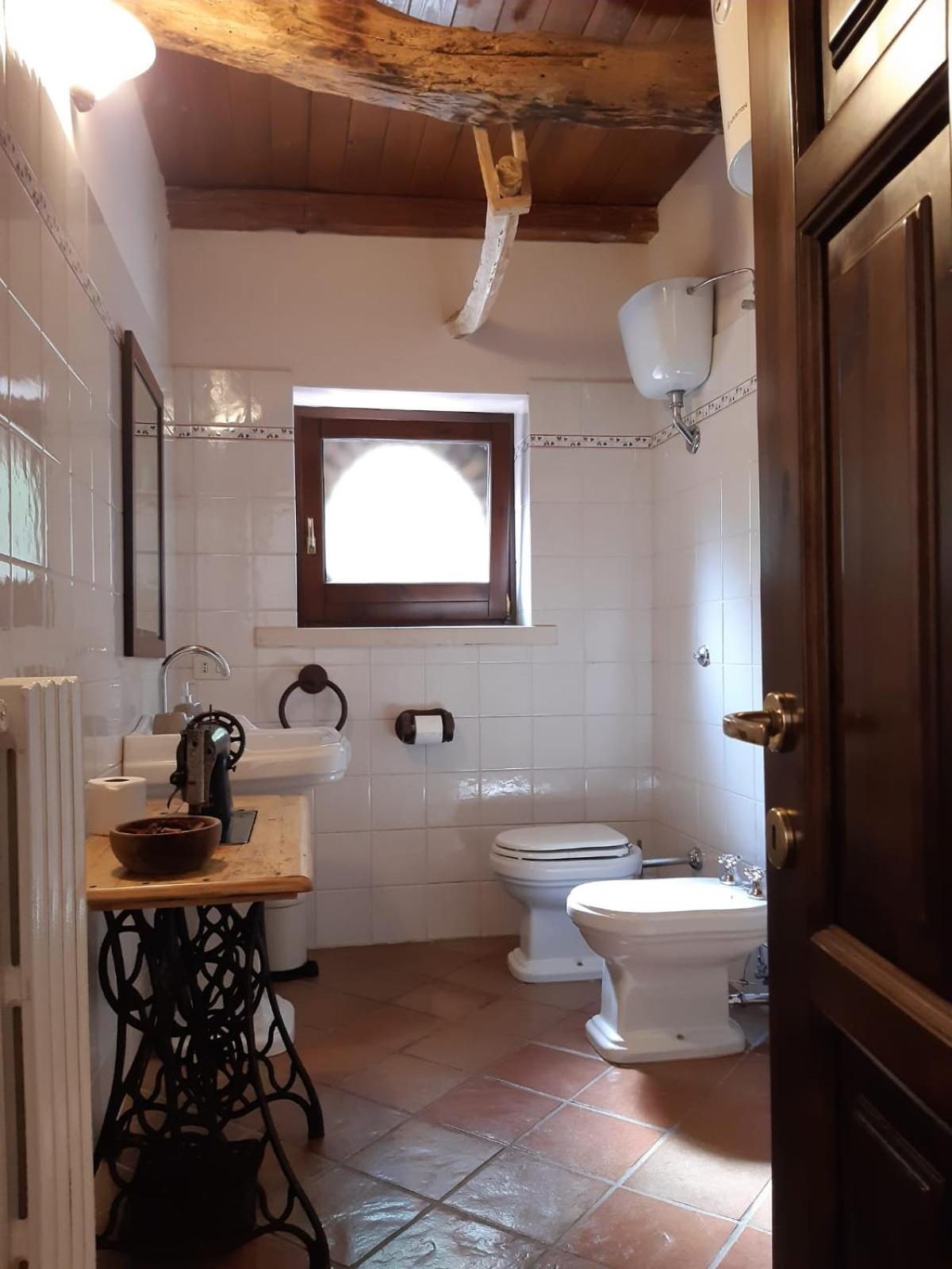 Double or Twin Room with Mountain View photo 3
