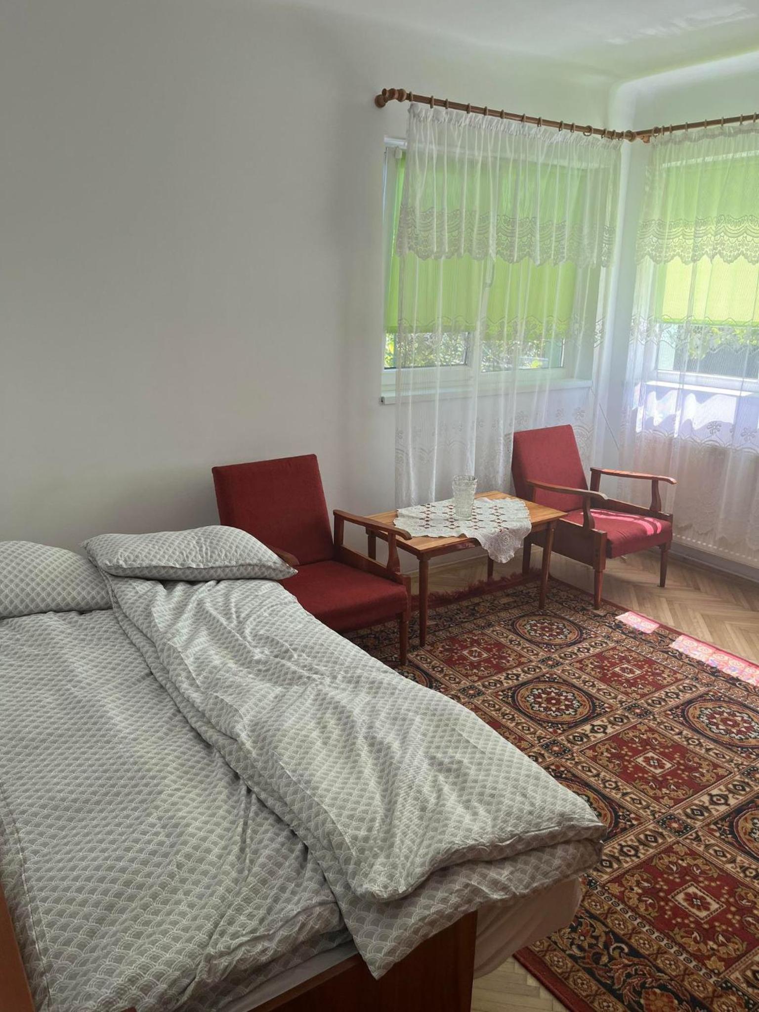 Two-Bedroom Apartment - Photo 12