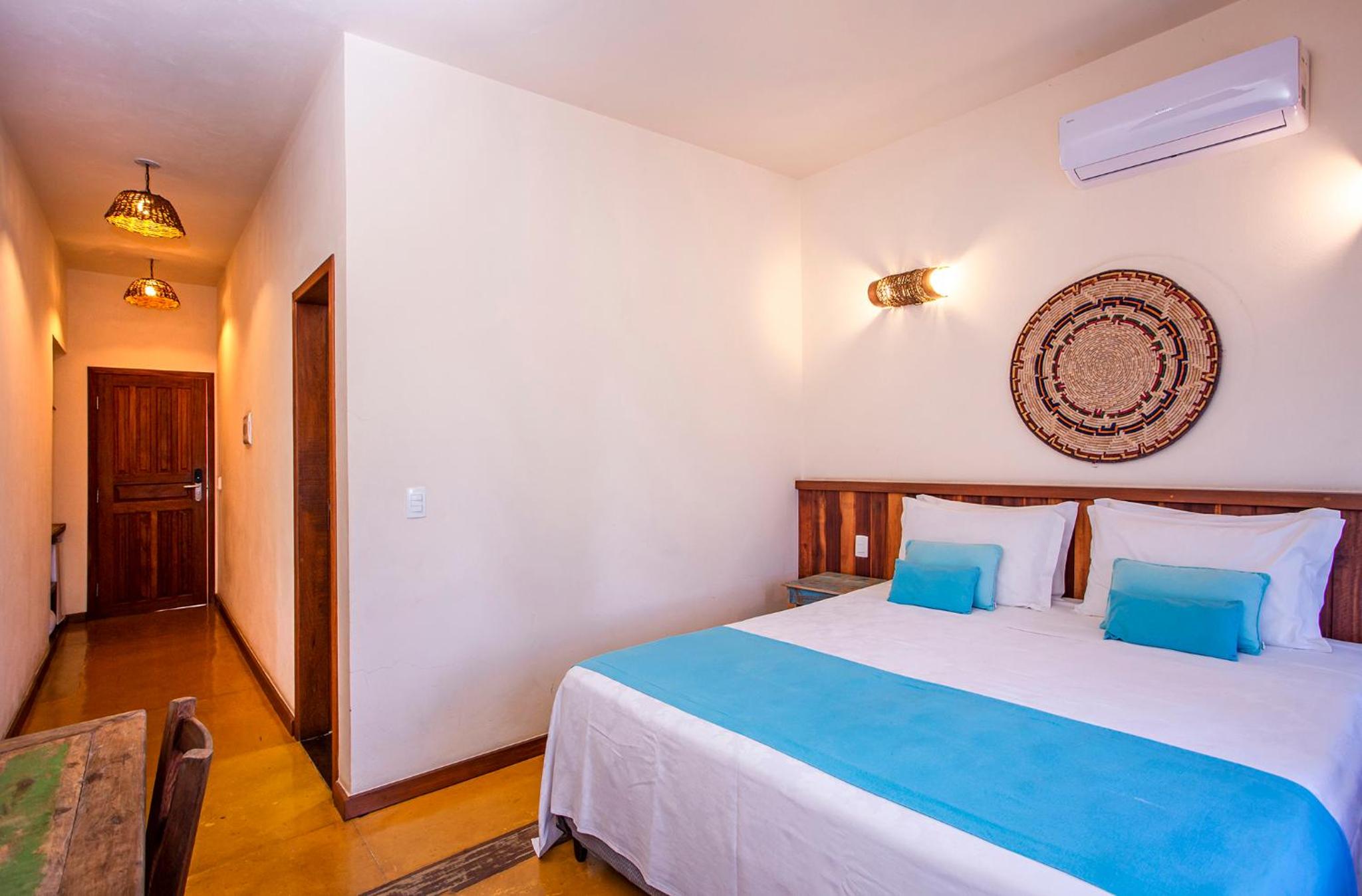 Double or Twin Room with Partial Sea View