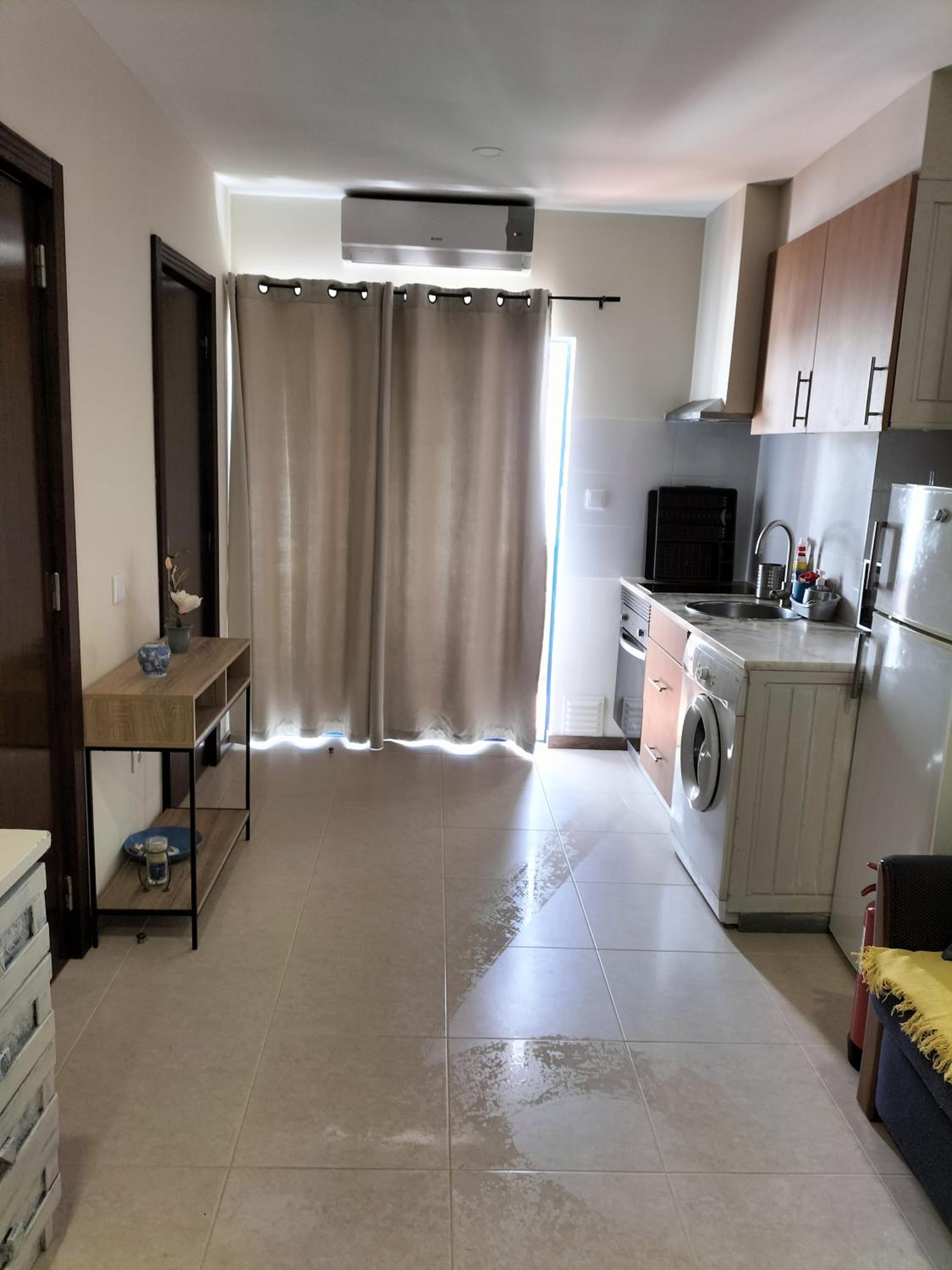 One-Bedroom Apartment - Photo 25