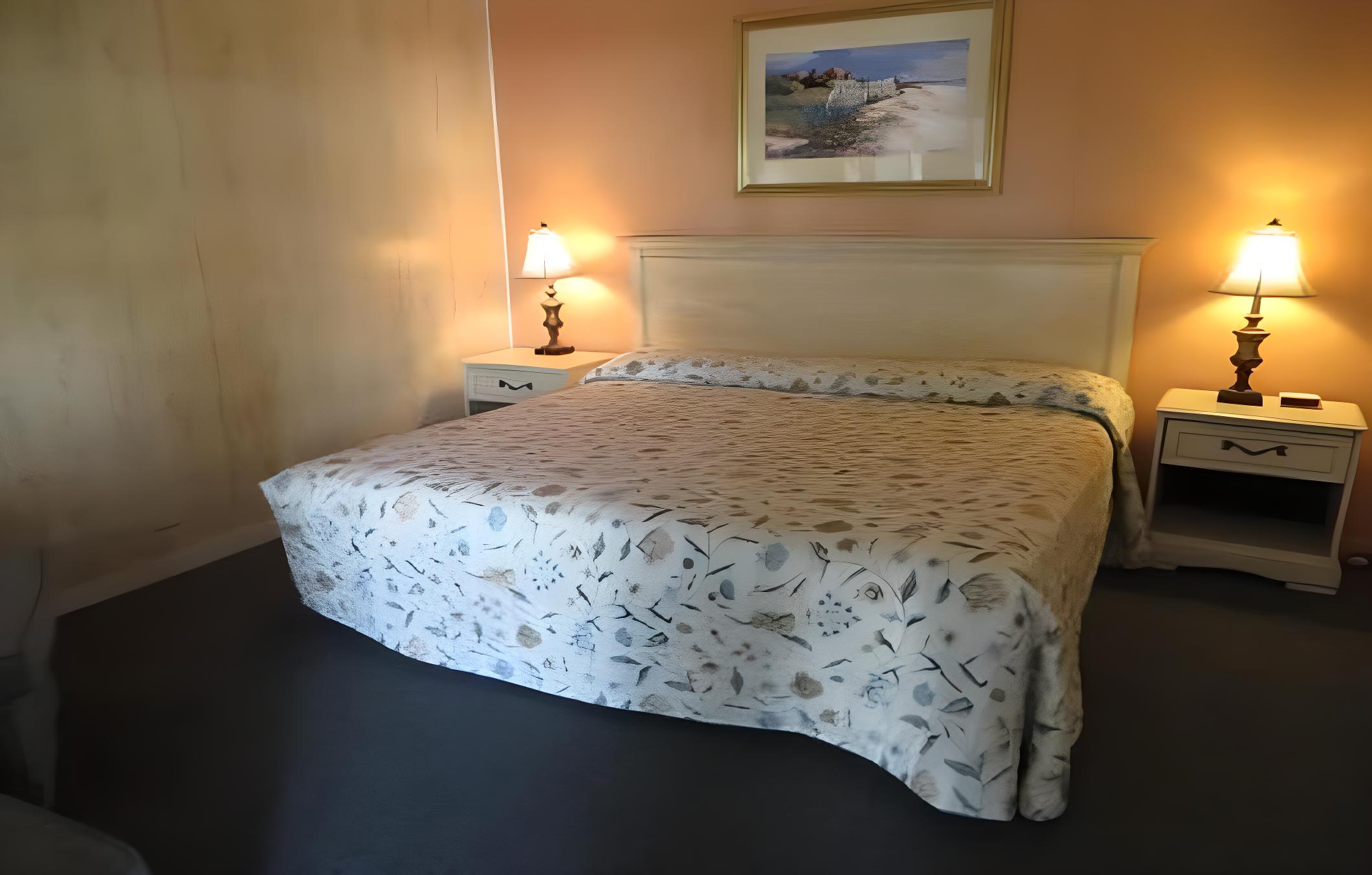 Deluxe King Room photo 3