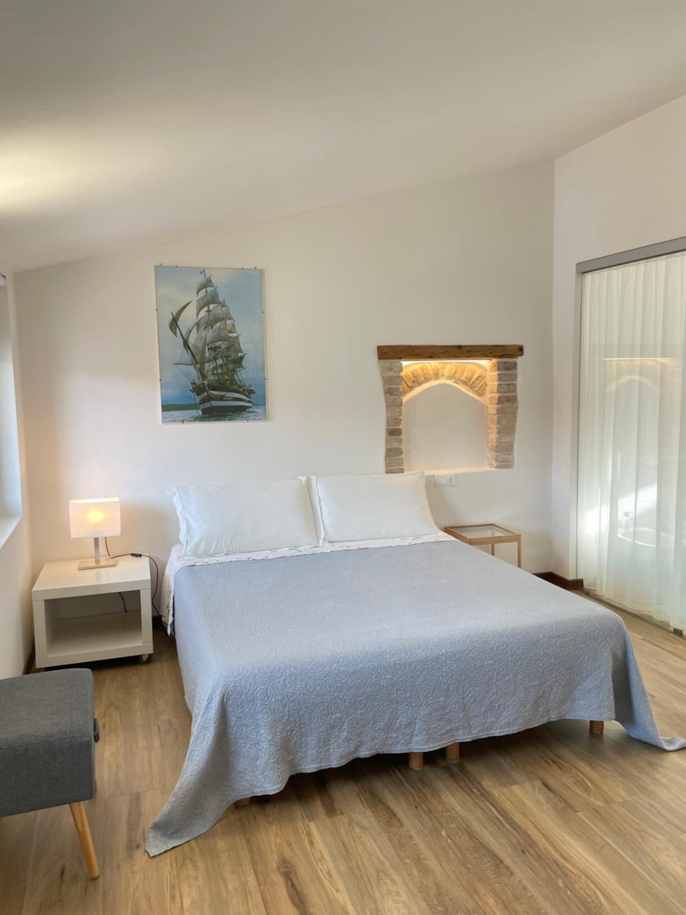 Budget Double Room - Photo 2