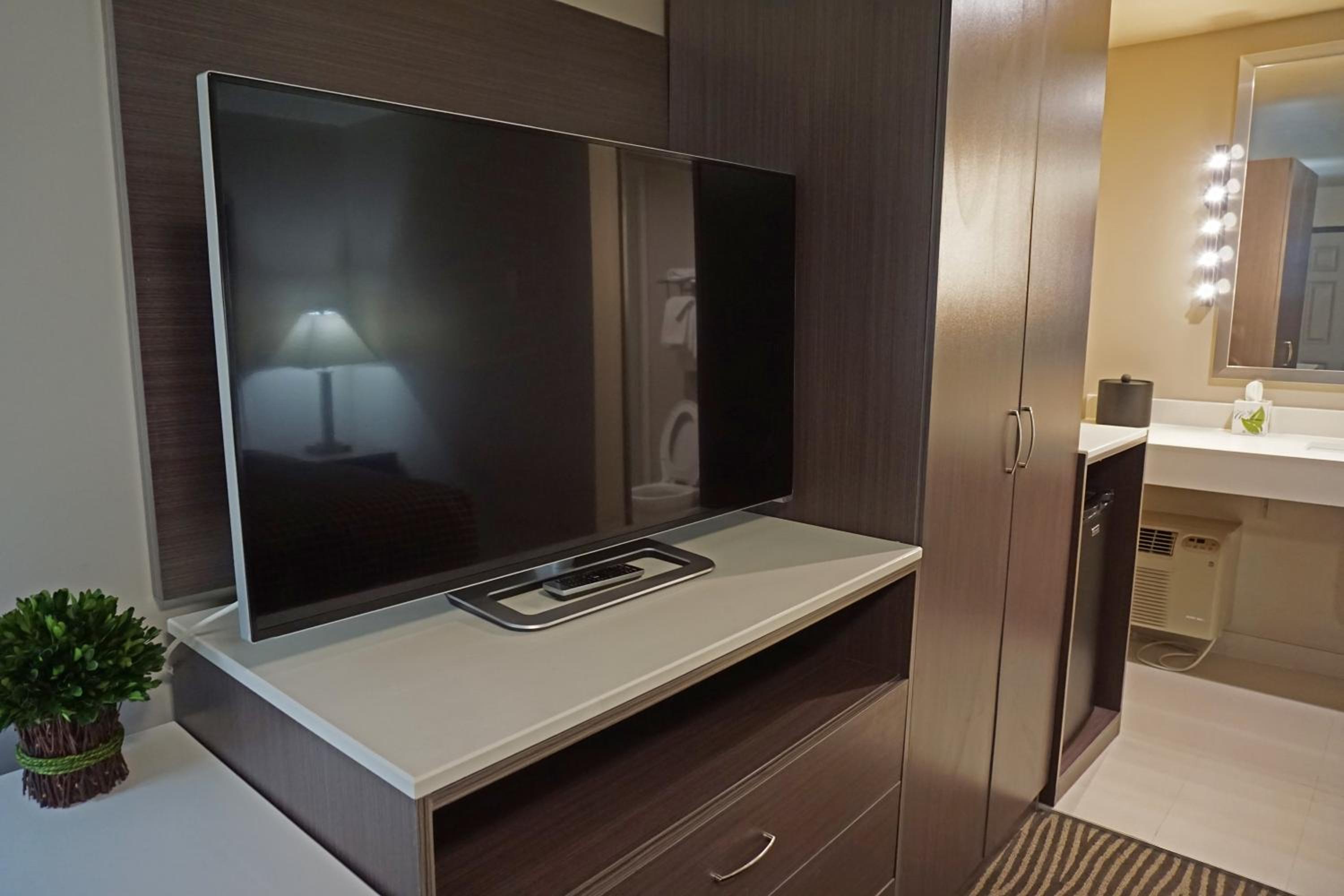 Deluxe King Room with Sea View photo 2