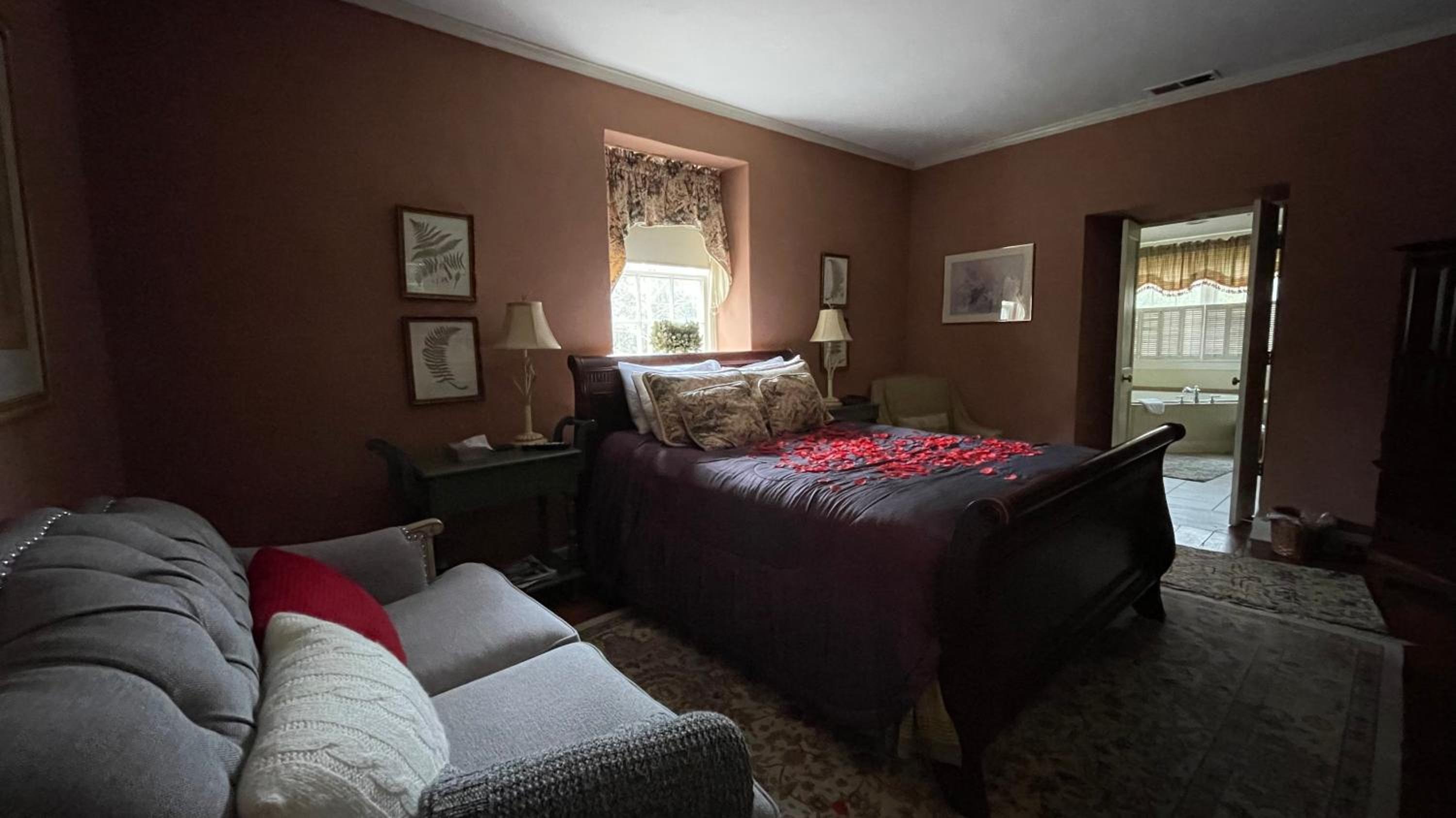 Deluxe Queen Room photo 3