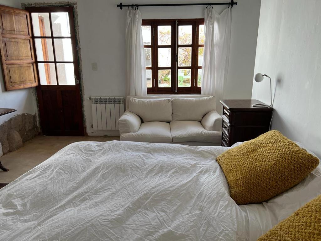 Large Double Room photo 3