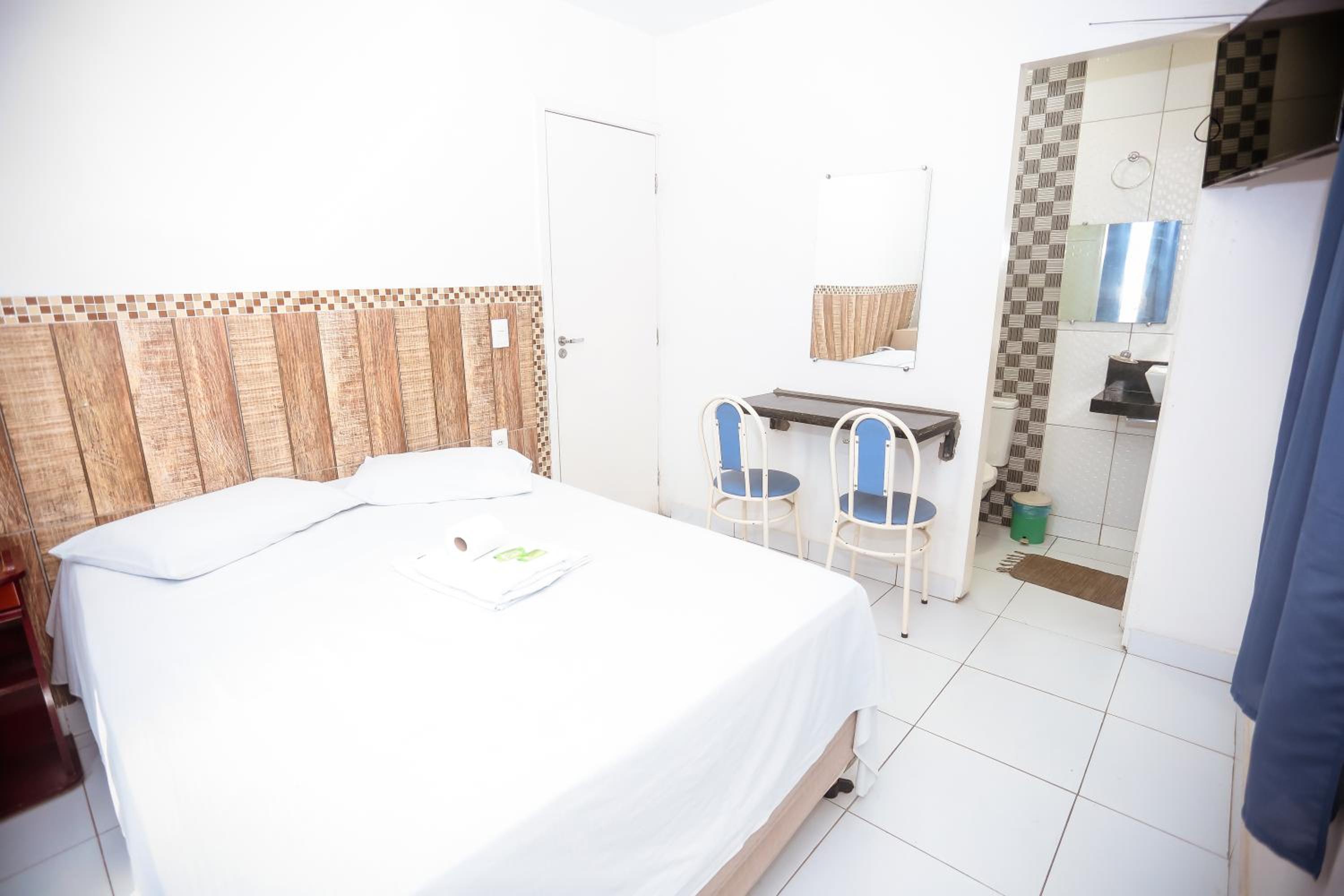 Double Room - Photo 5