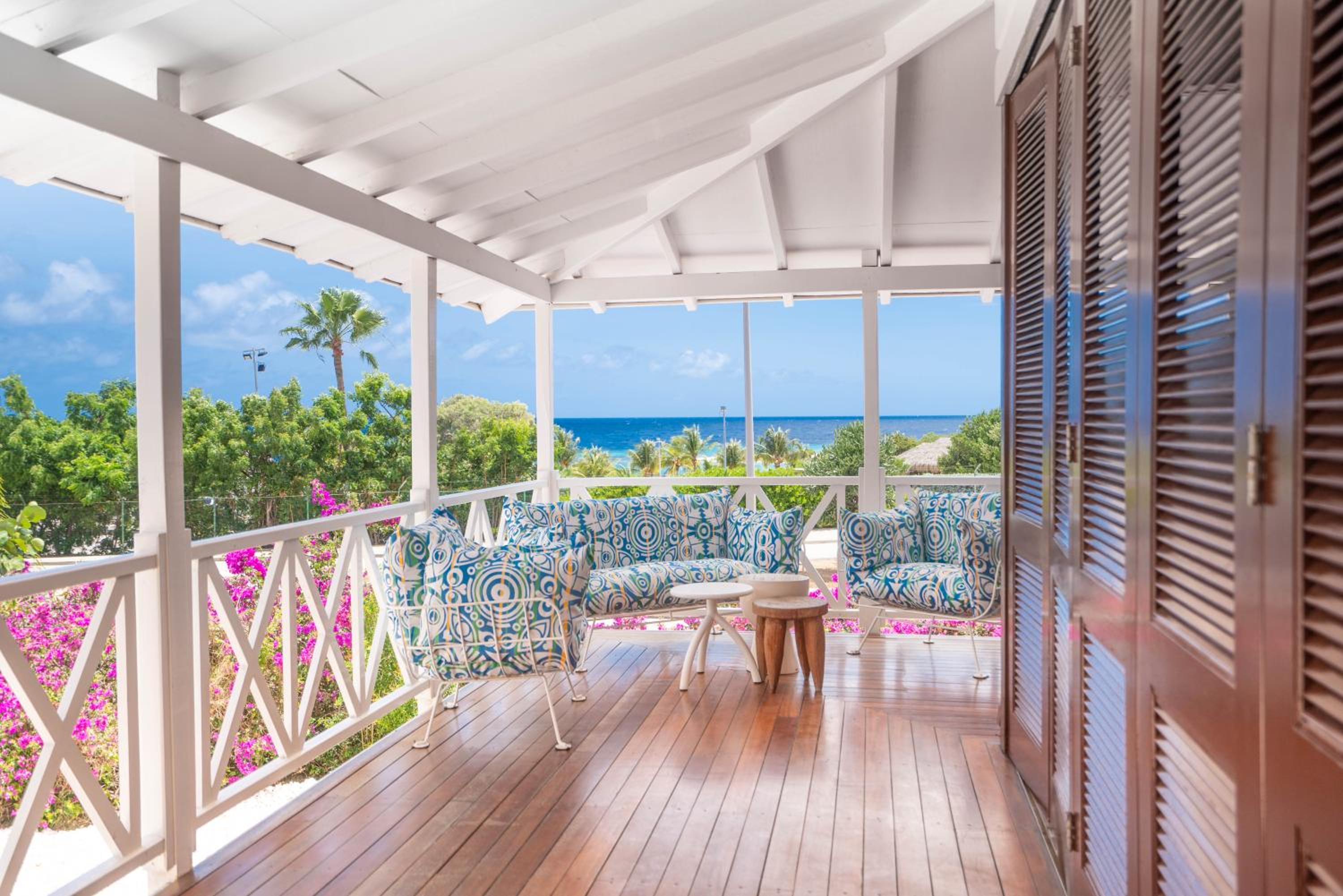 Two-Bedroom Villa with Ocean View - Photo 9