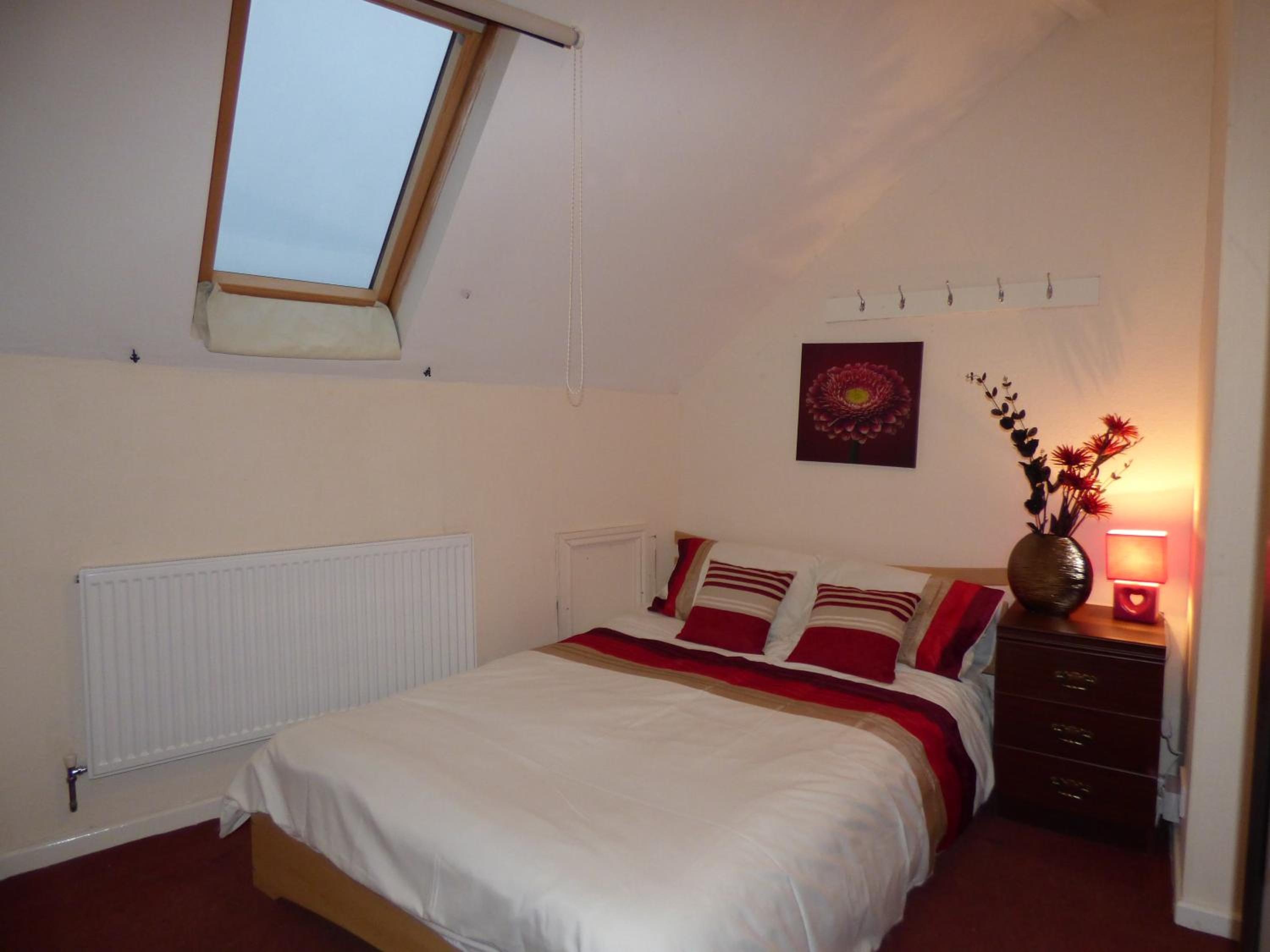 Four-Bedroom House photo 1