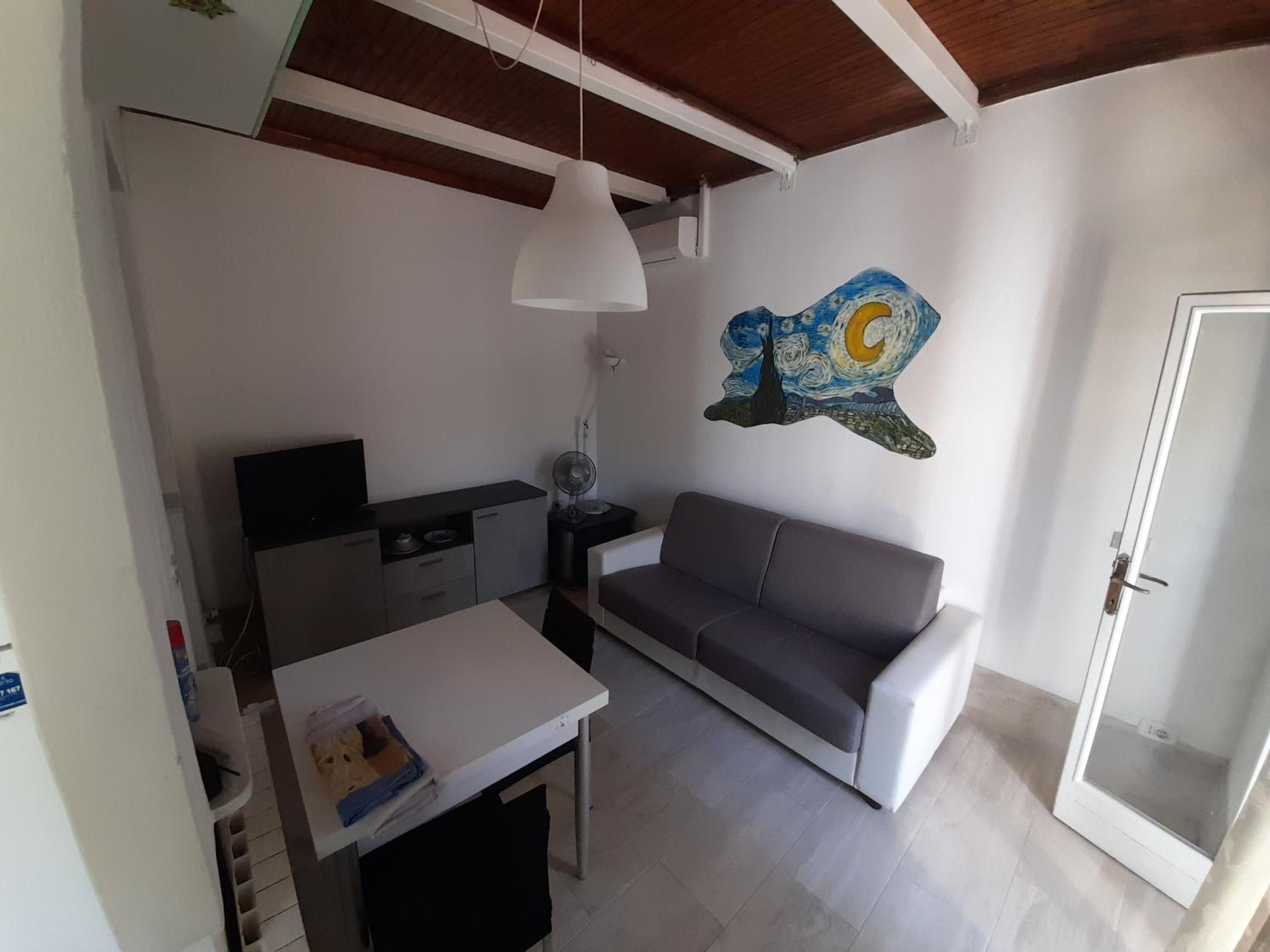Deluxe One-Bedroom Apartment with Garden View photo 3