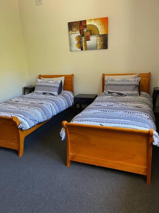 Three-Bedroom House photo 3