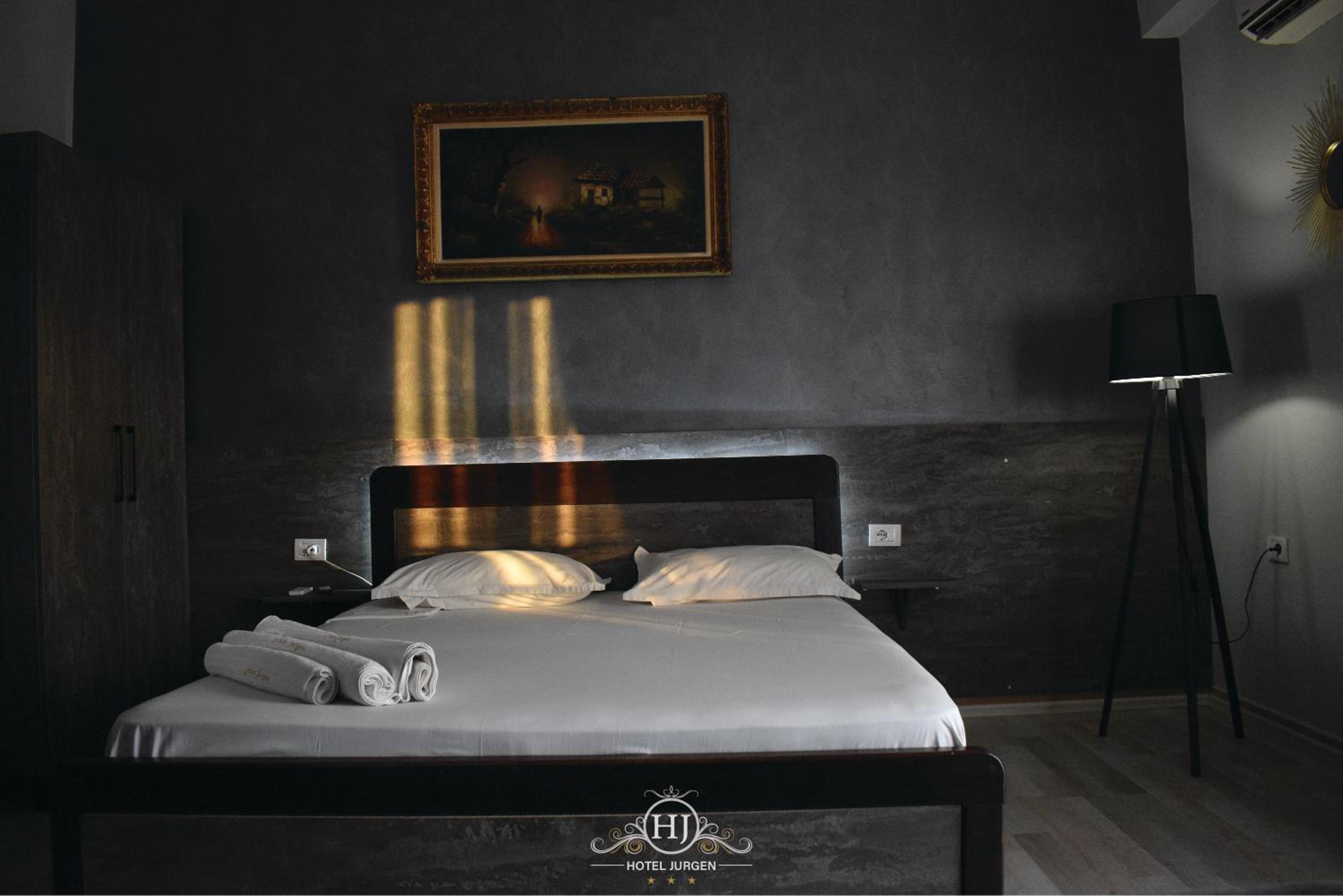 King Room with Balcony photo 3