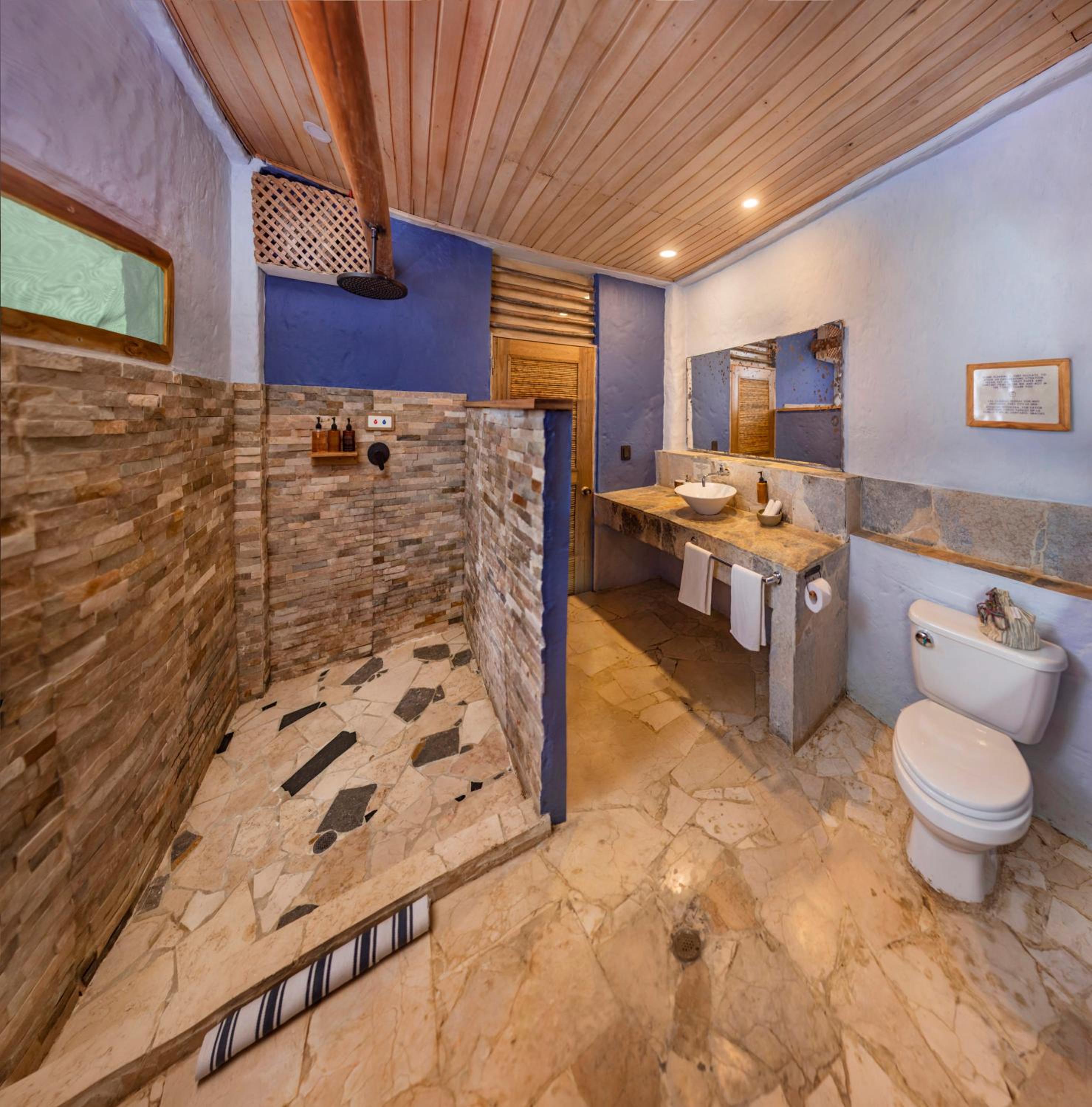 Superior Double Room with Two Double Beds photo 2