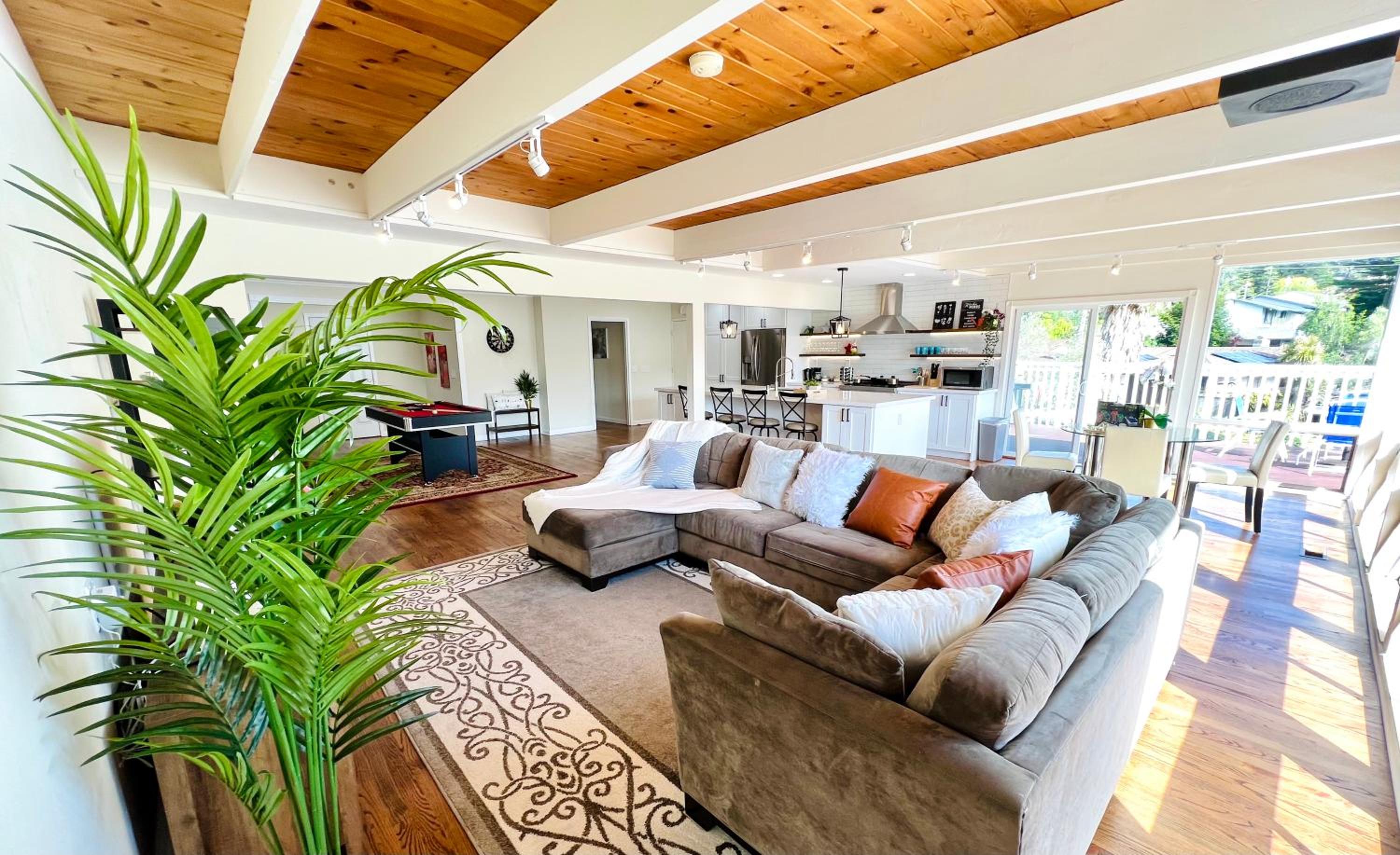 Four-Bedroom House photo 1