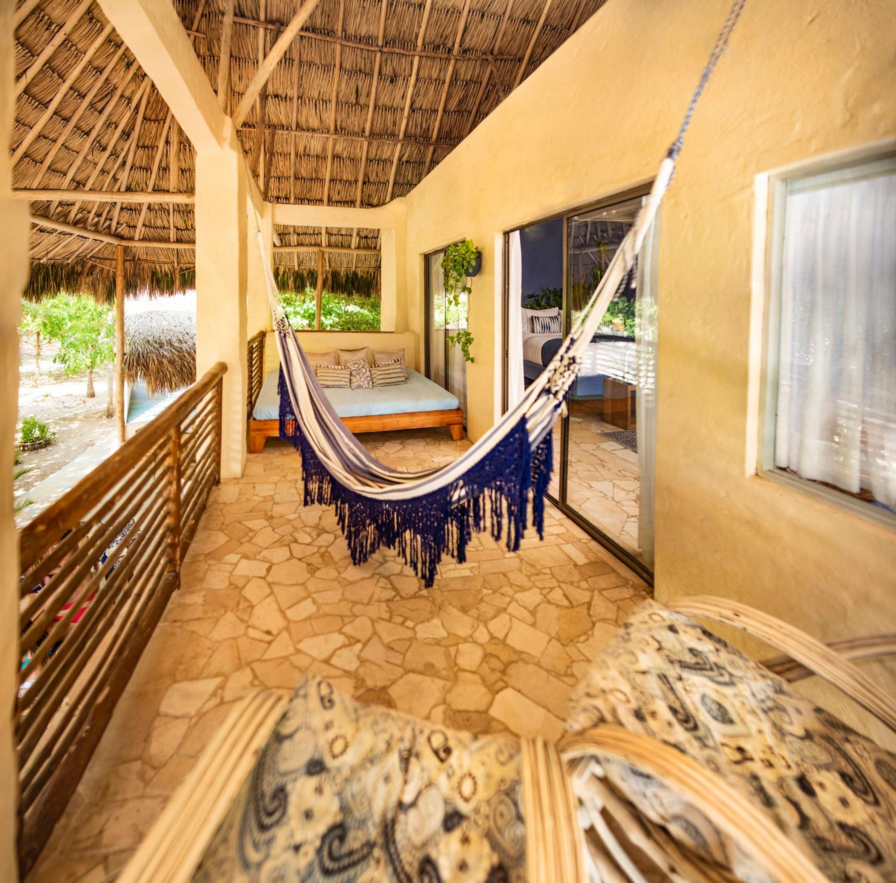 Deluxe Double Room with Balcony and Sea View photo 2