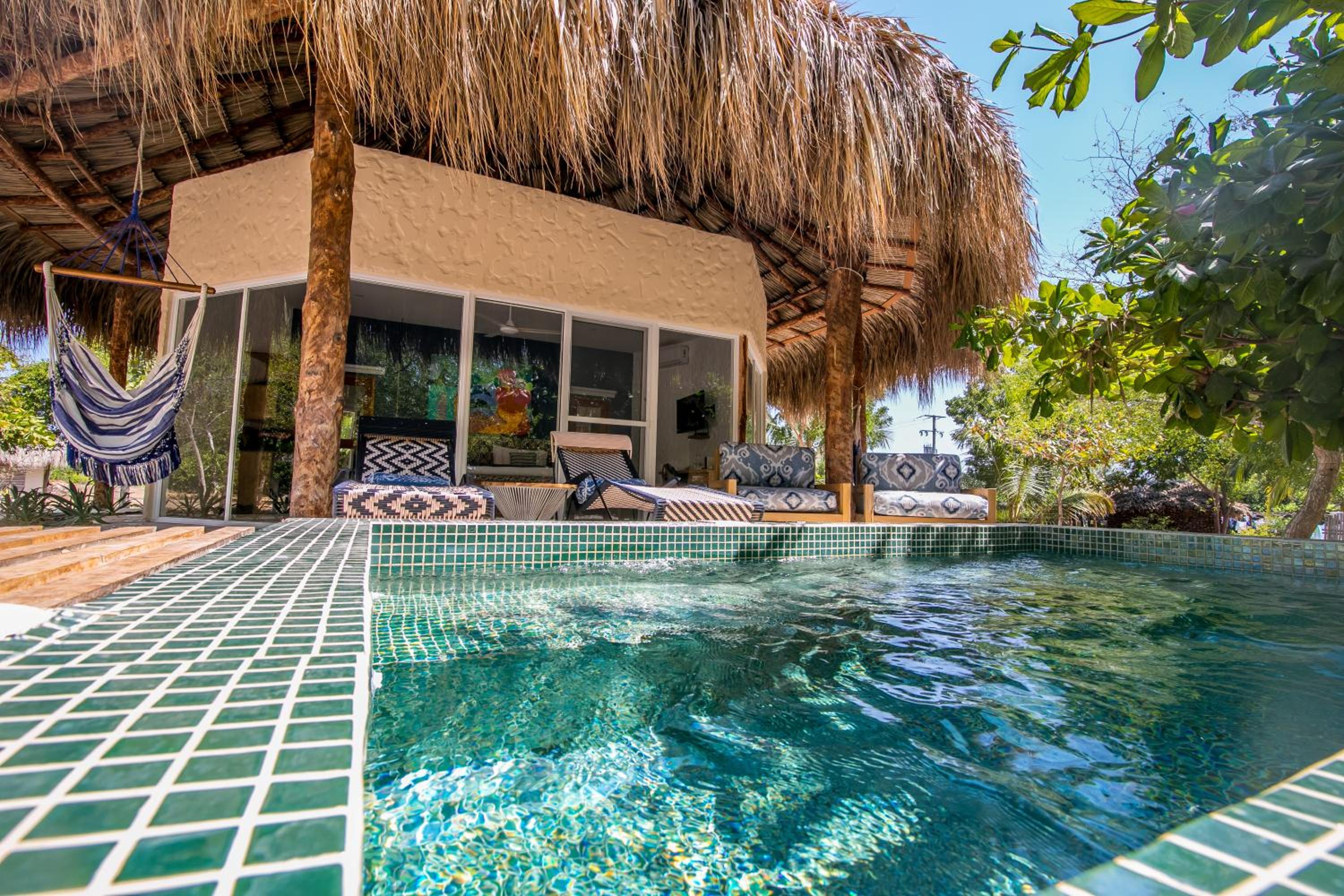 Deluxe Bungalow with Garden View photo 1