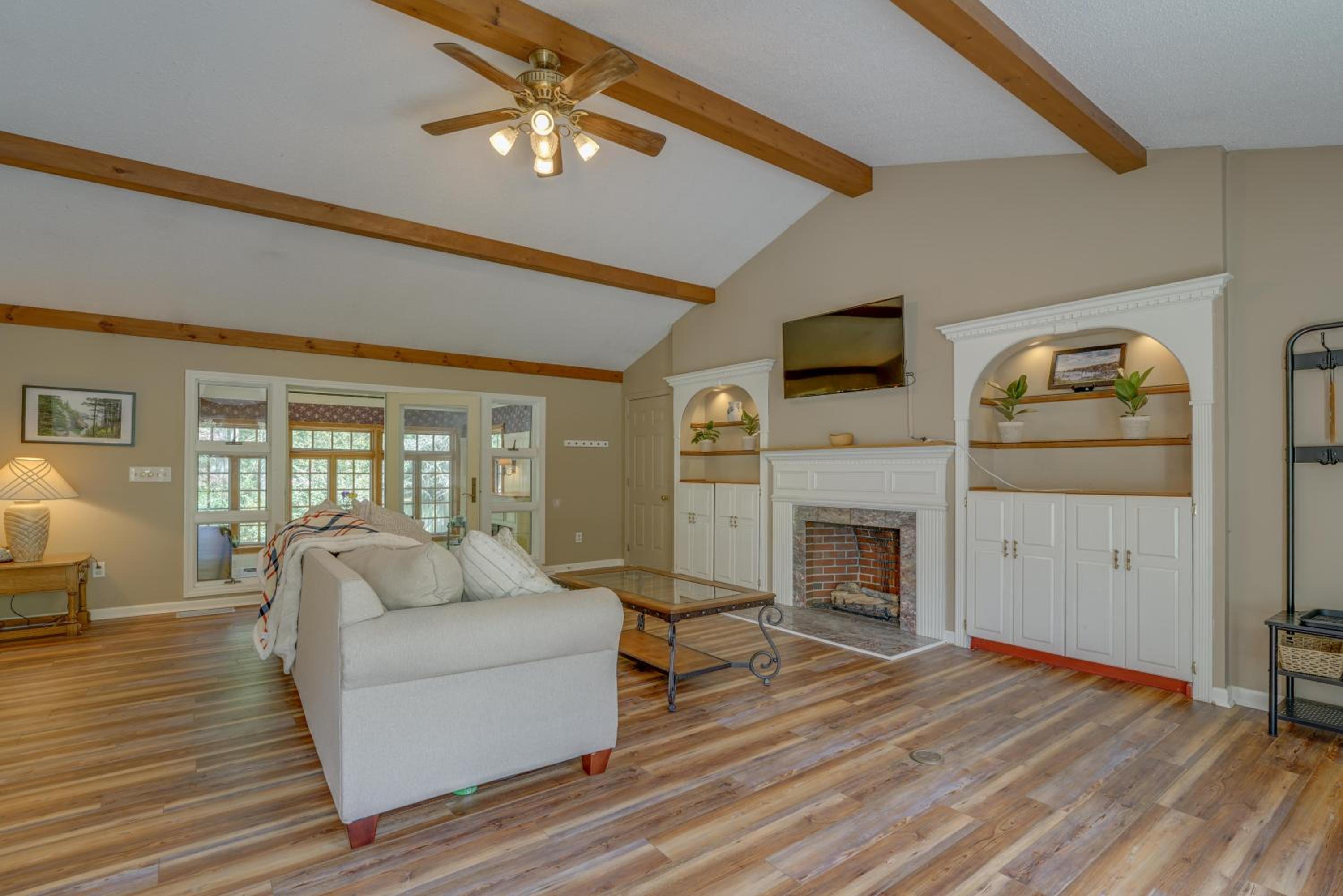 Three-Bedroom House photo 1