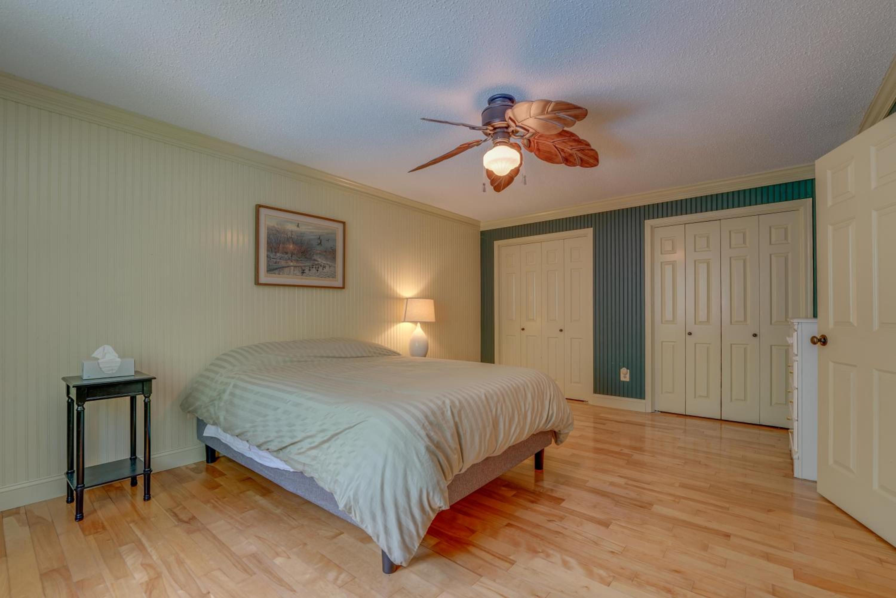 Three-Bedroom House photo 2