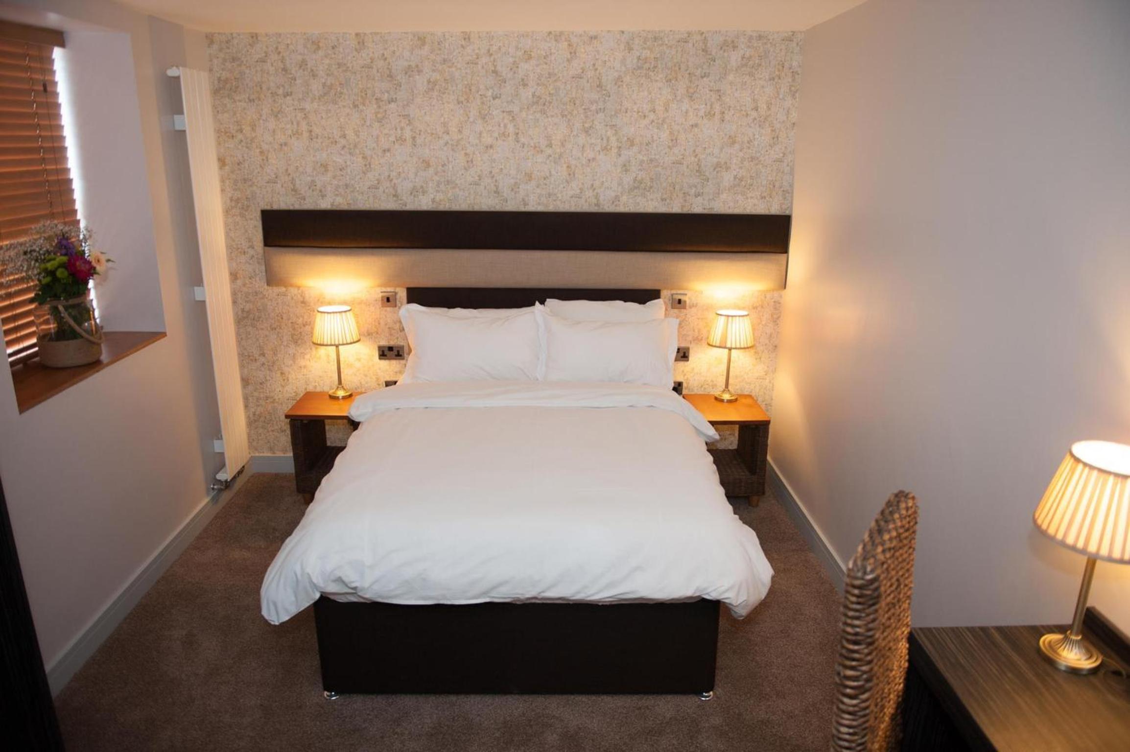 Deluxe Double Room with Bath
