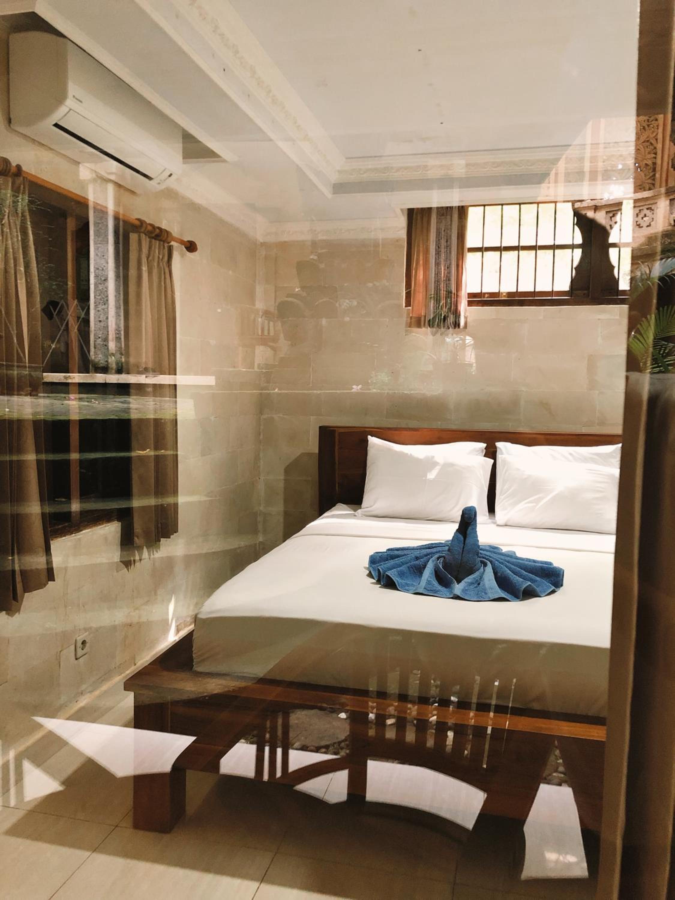 Standard Double Room - Photo 8