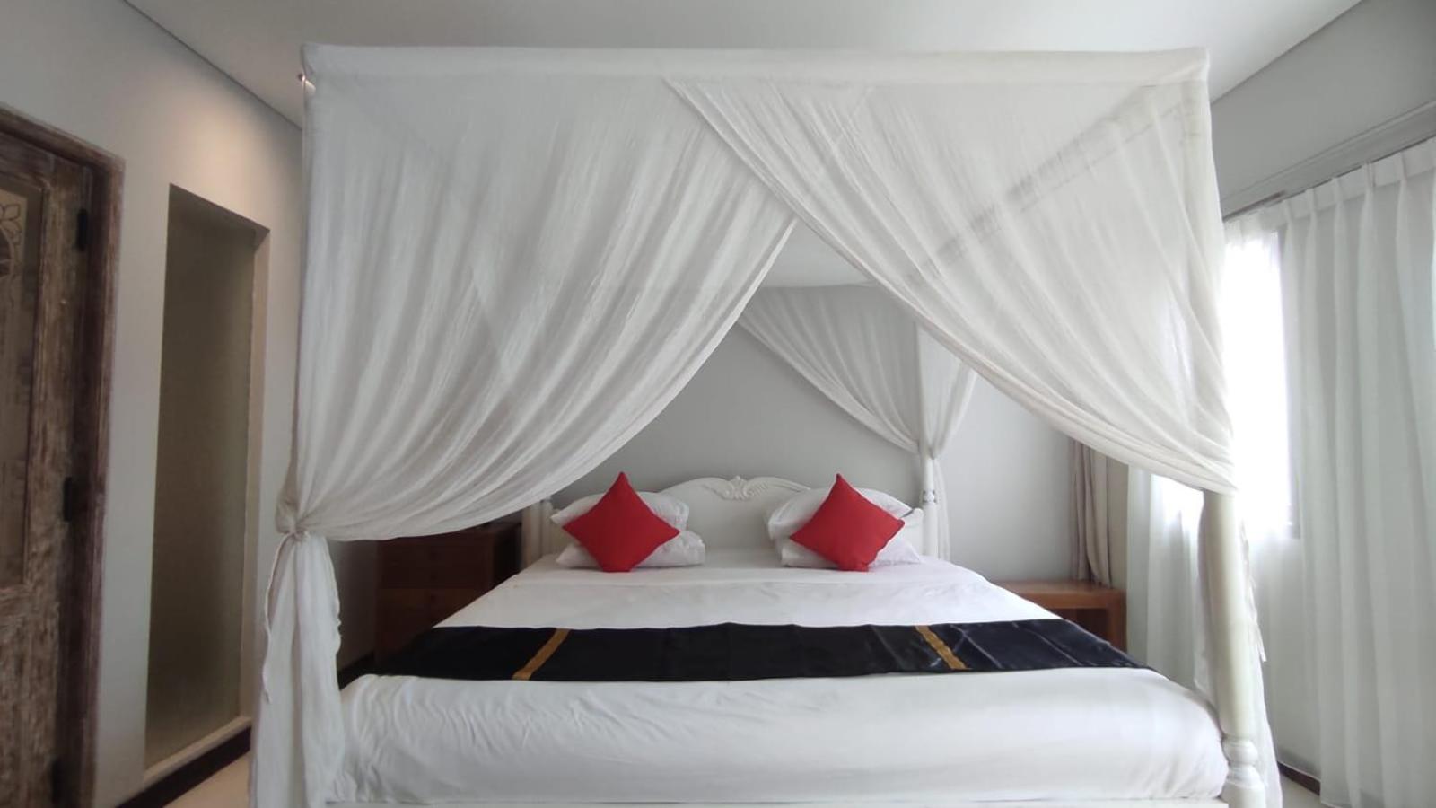 Standard Suite - Photo 6