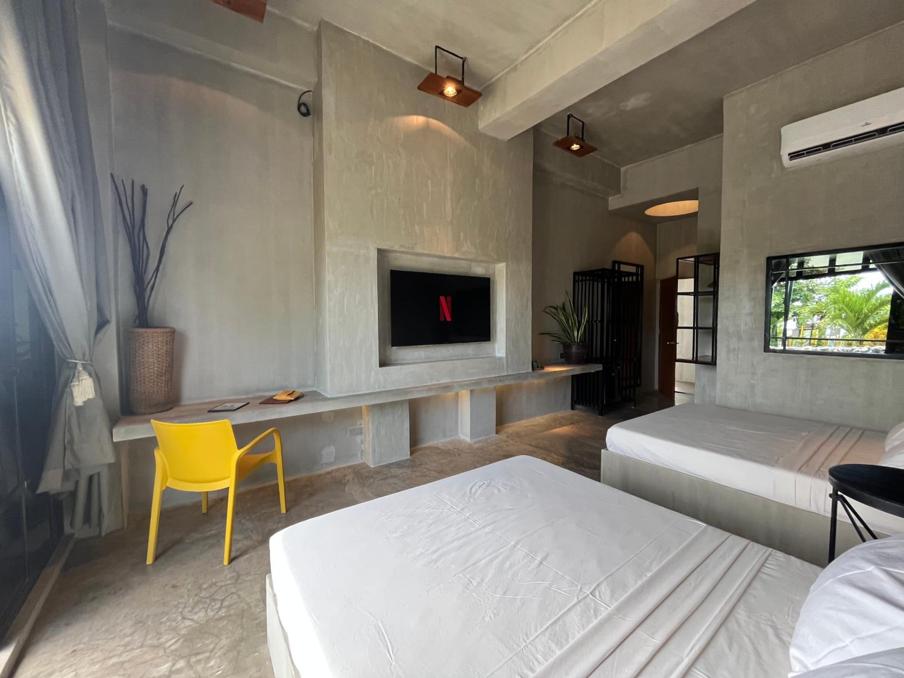 Deluxe Double or Twin Room with Pool Access - Photo 28