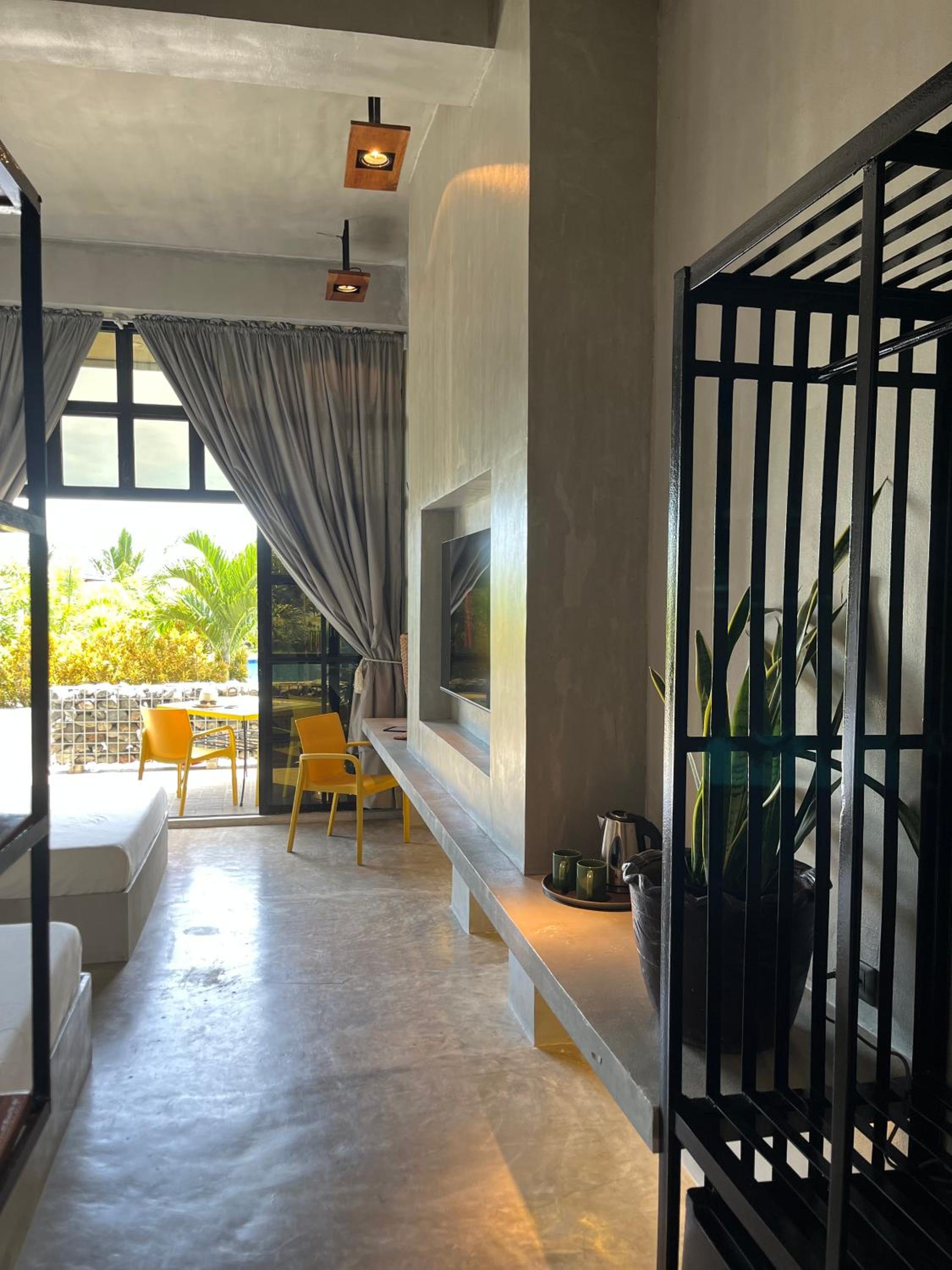 Deluxe Double or Twin Room with Pool Access - Photo 29
