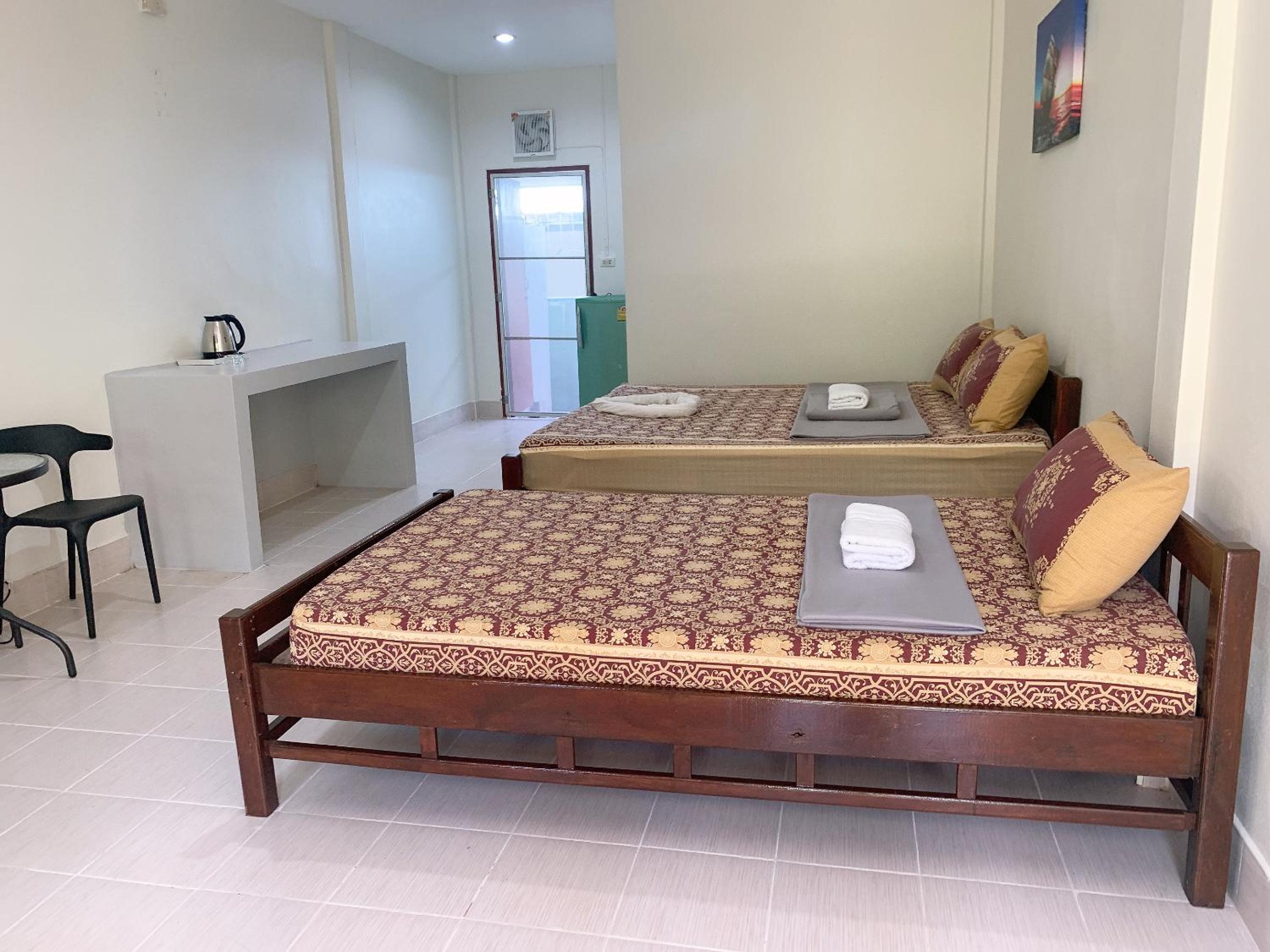Deluxe Double Room with Balcony photo 2