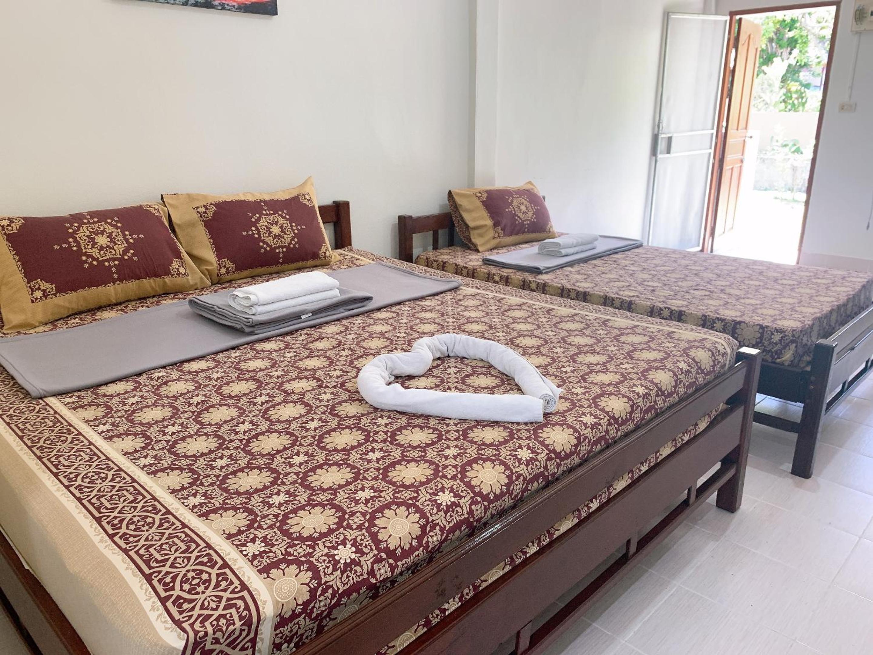 Deluxe Double Room with Balcony photo 1