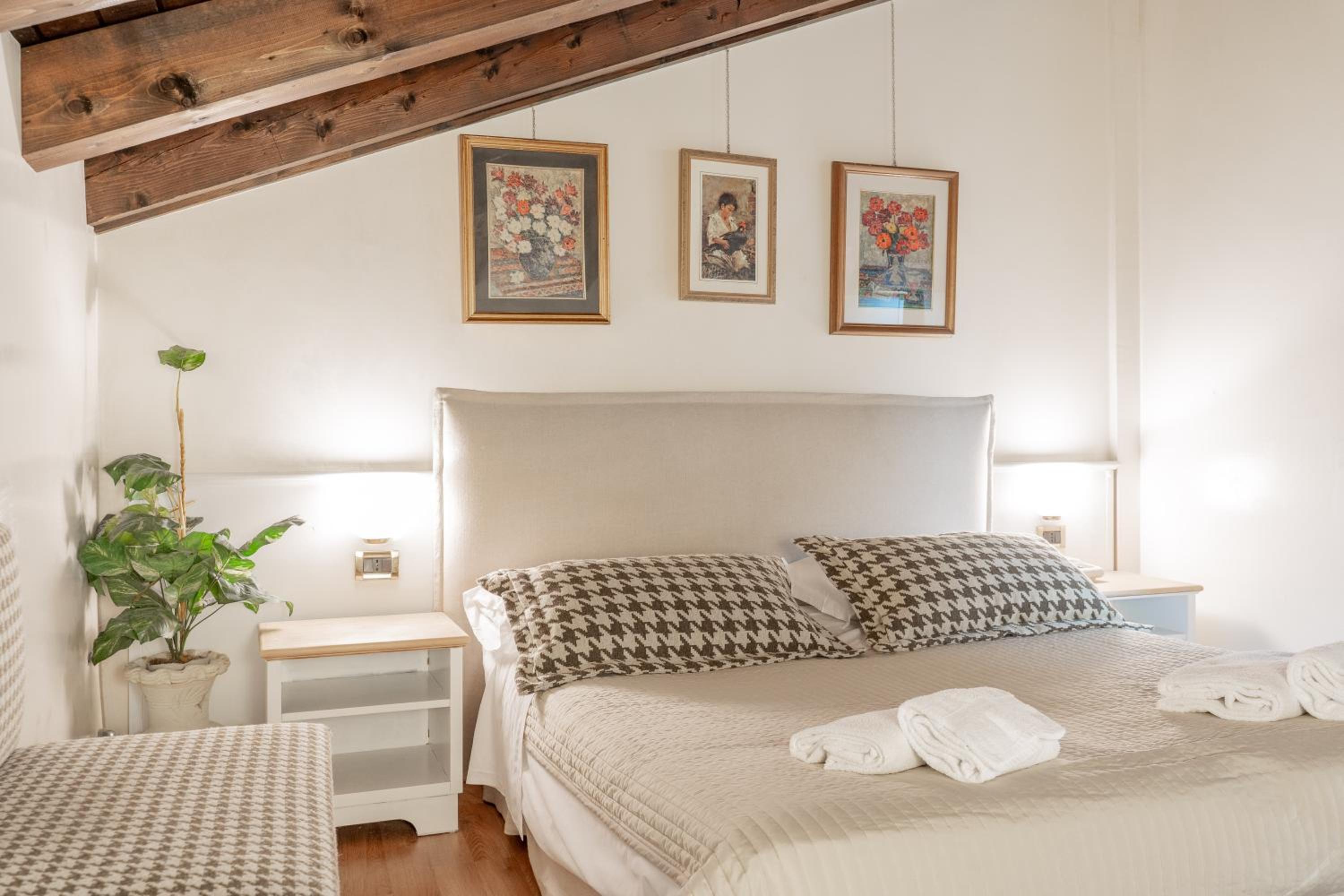 Comfort Quadruple Room