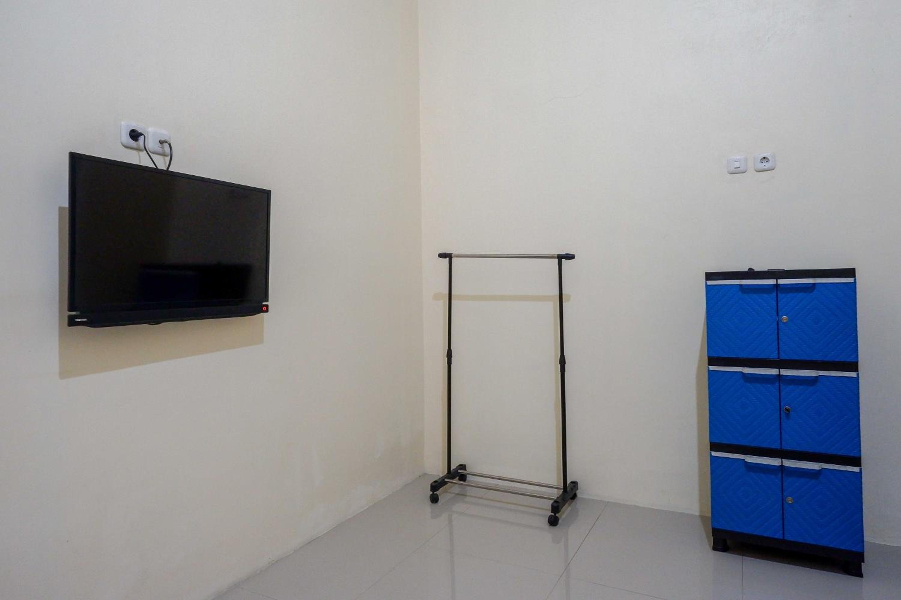 Standard Double Room - Photo 3