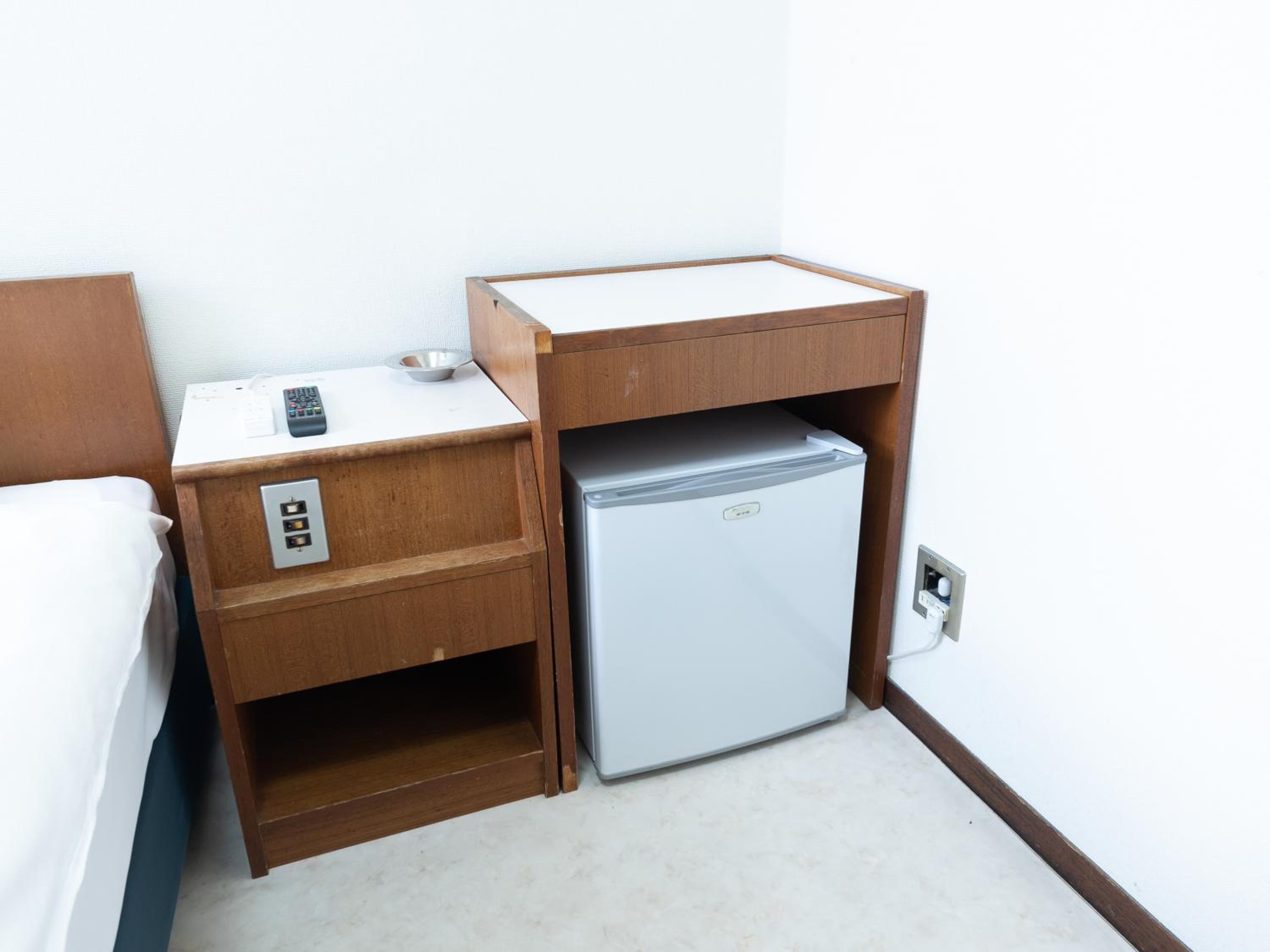 Double Room - Smoking - Photo 3