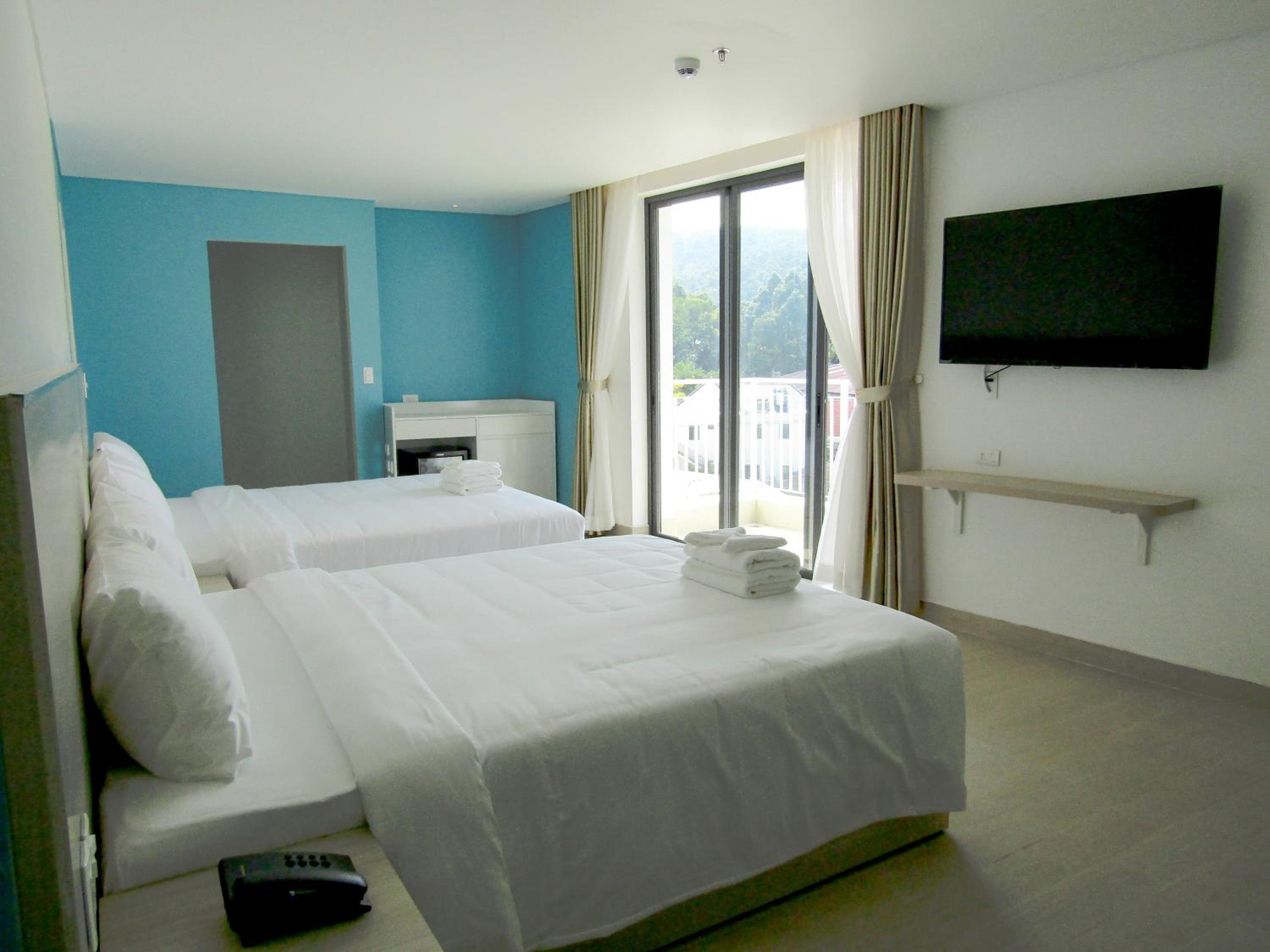 Triple Room with Balcony photo 3
