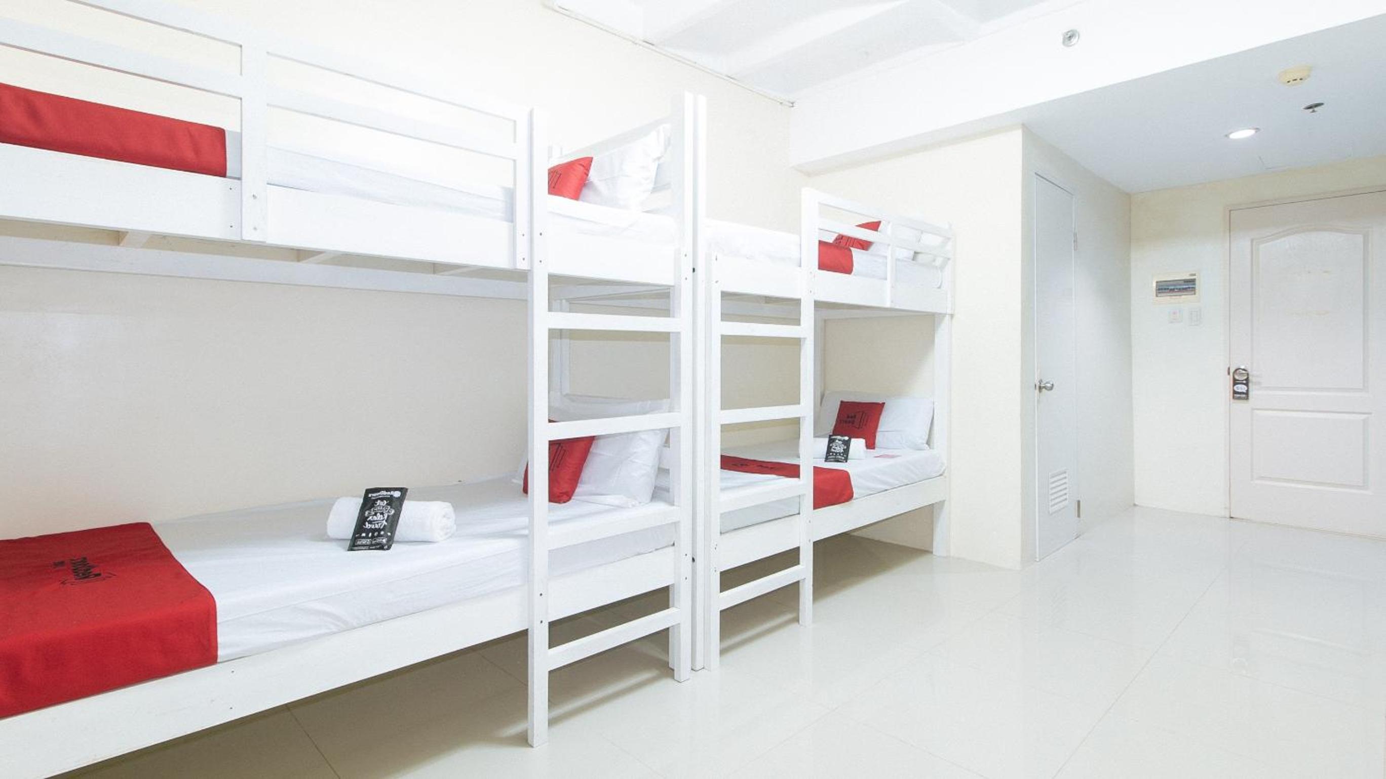 Quadruple Room - Photo 3