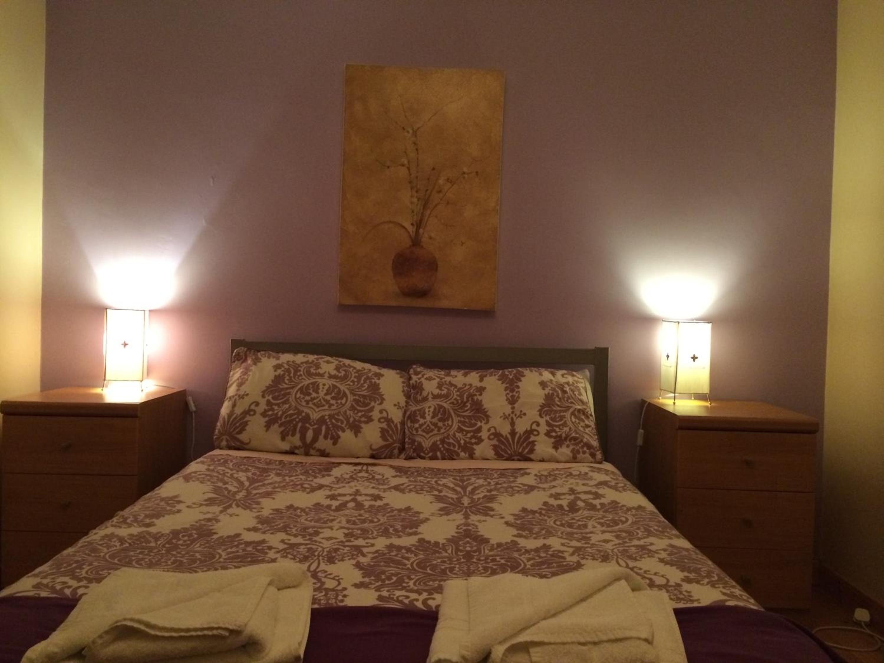 Double Room with Shared Bathroom photo 2
