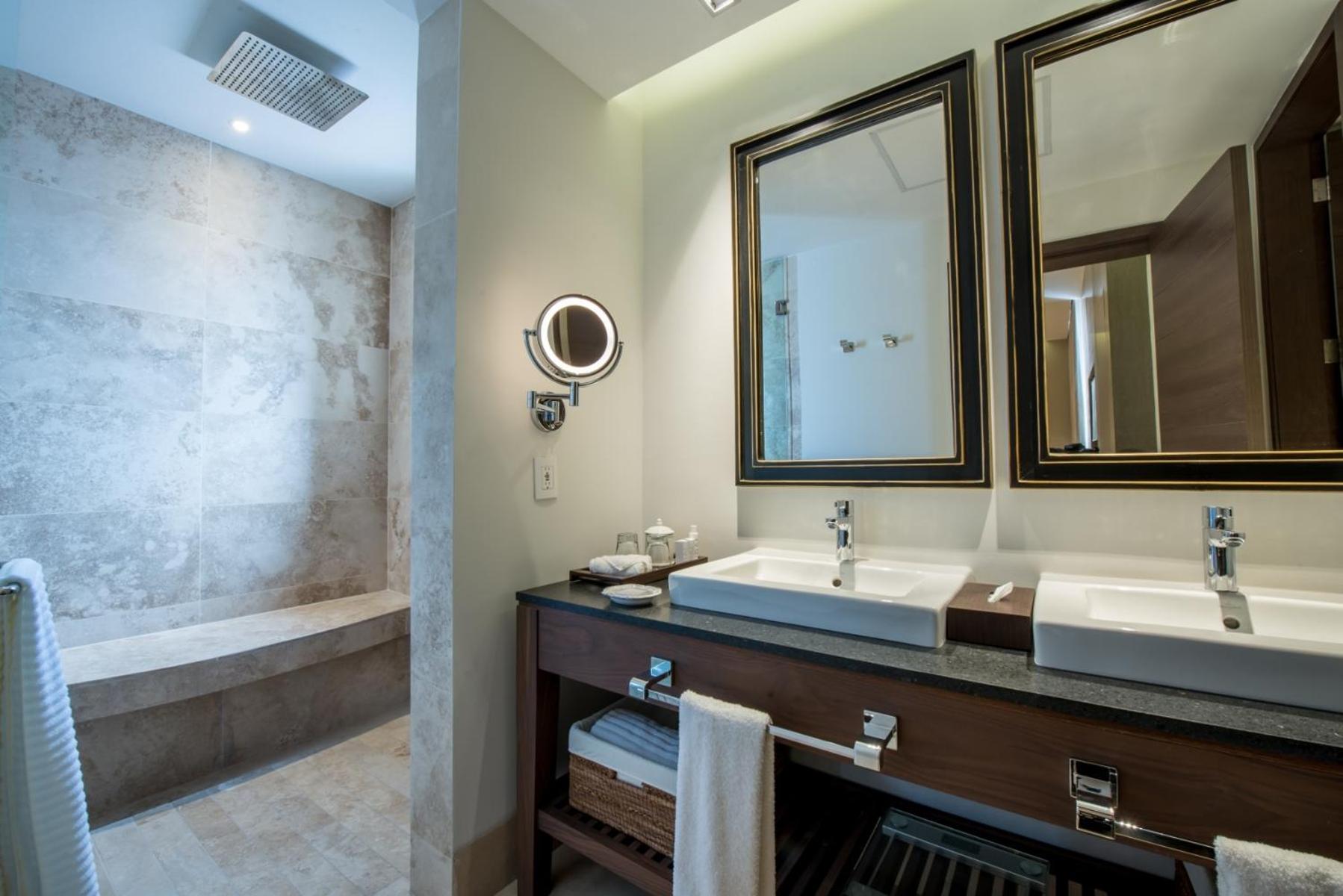 Available room