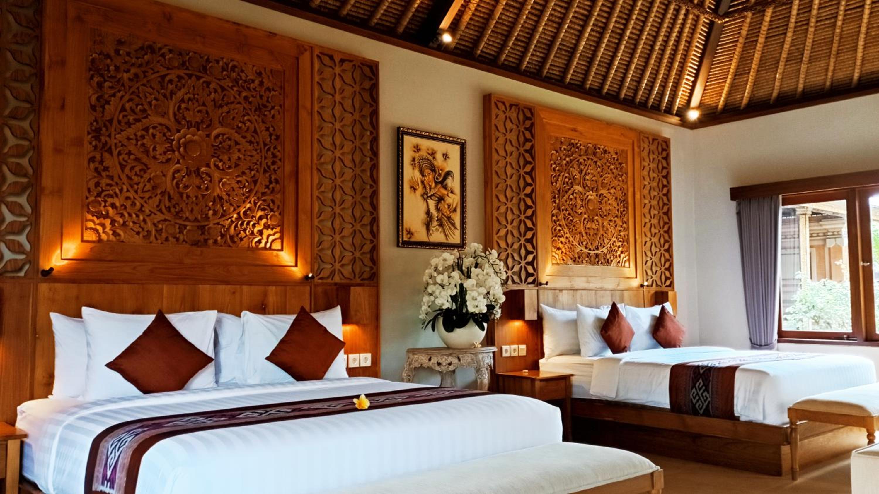 Family Villa with Private Jacuzzi - Photo 1