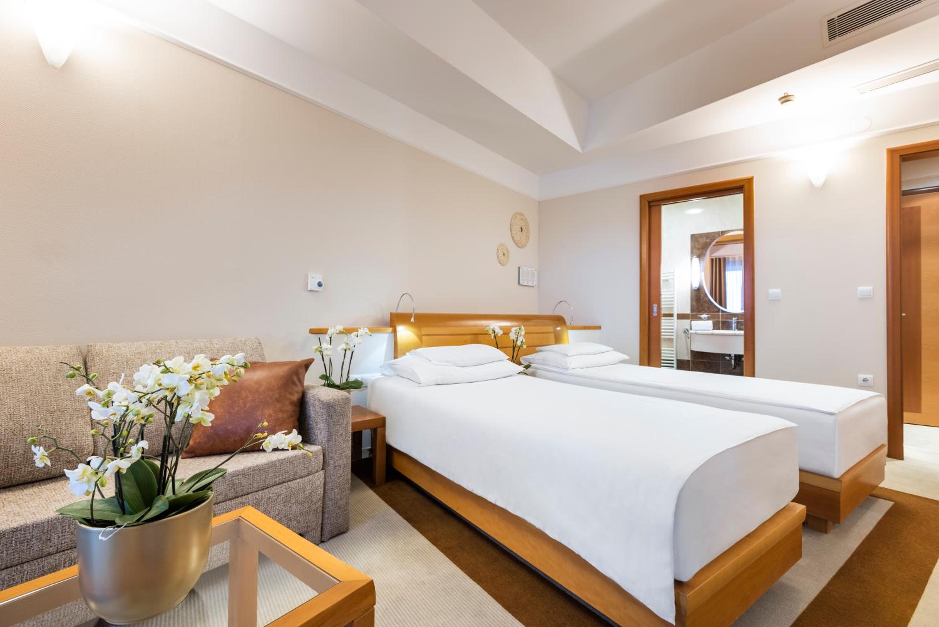 Standard Double Room with Balcony photo 1