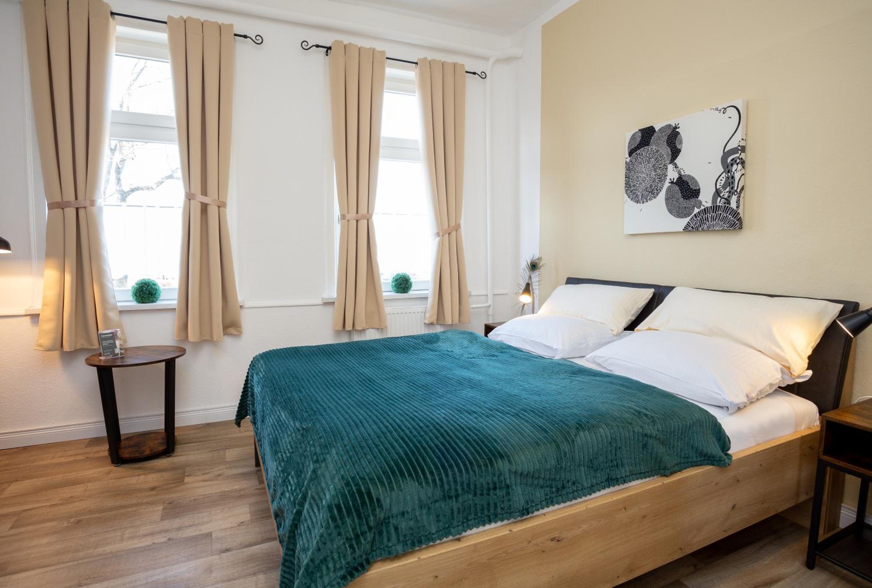 Standard Double Room - Photo 5