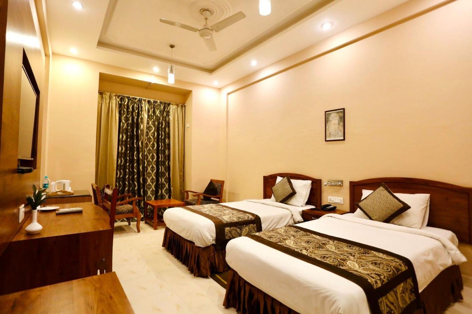 Deluxe Twin Room photo 3