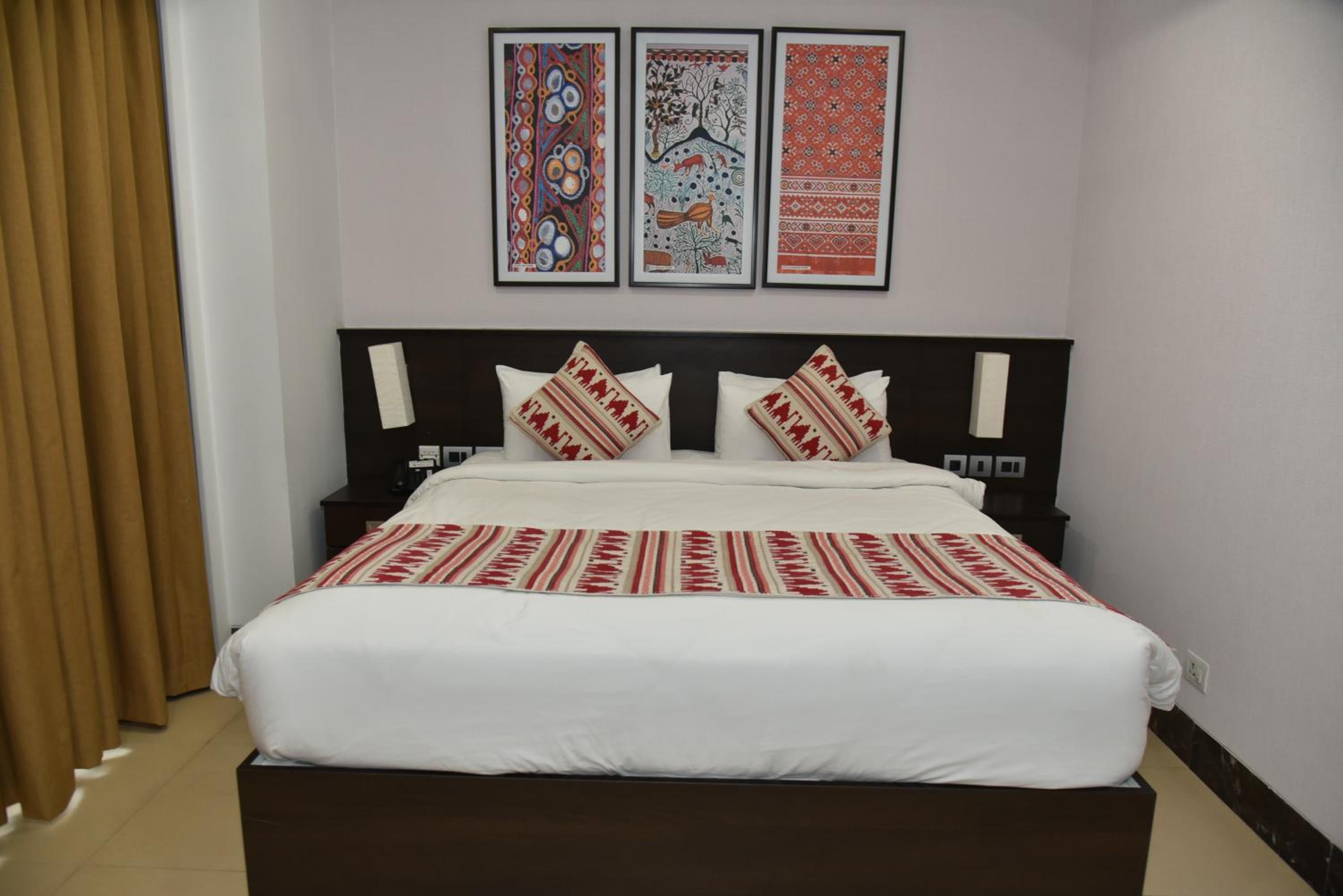 King Room - Mobility Access/Non-Smoking - Photo 1