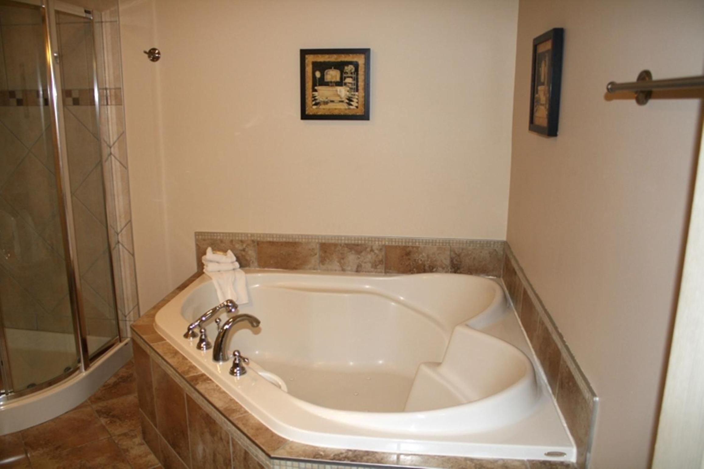 Queen Room - Photo 6