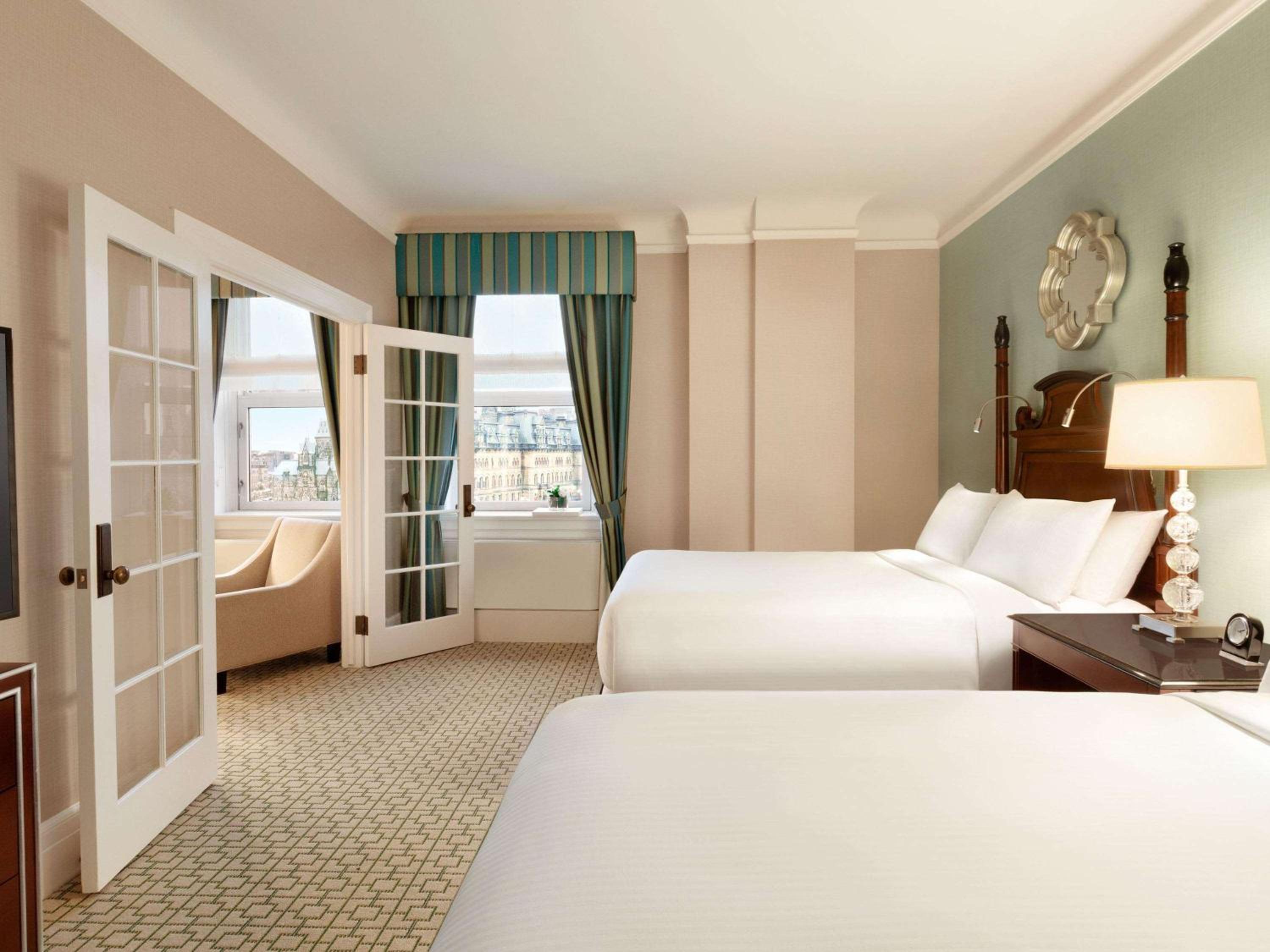 Corner Suite with Double Bed