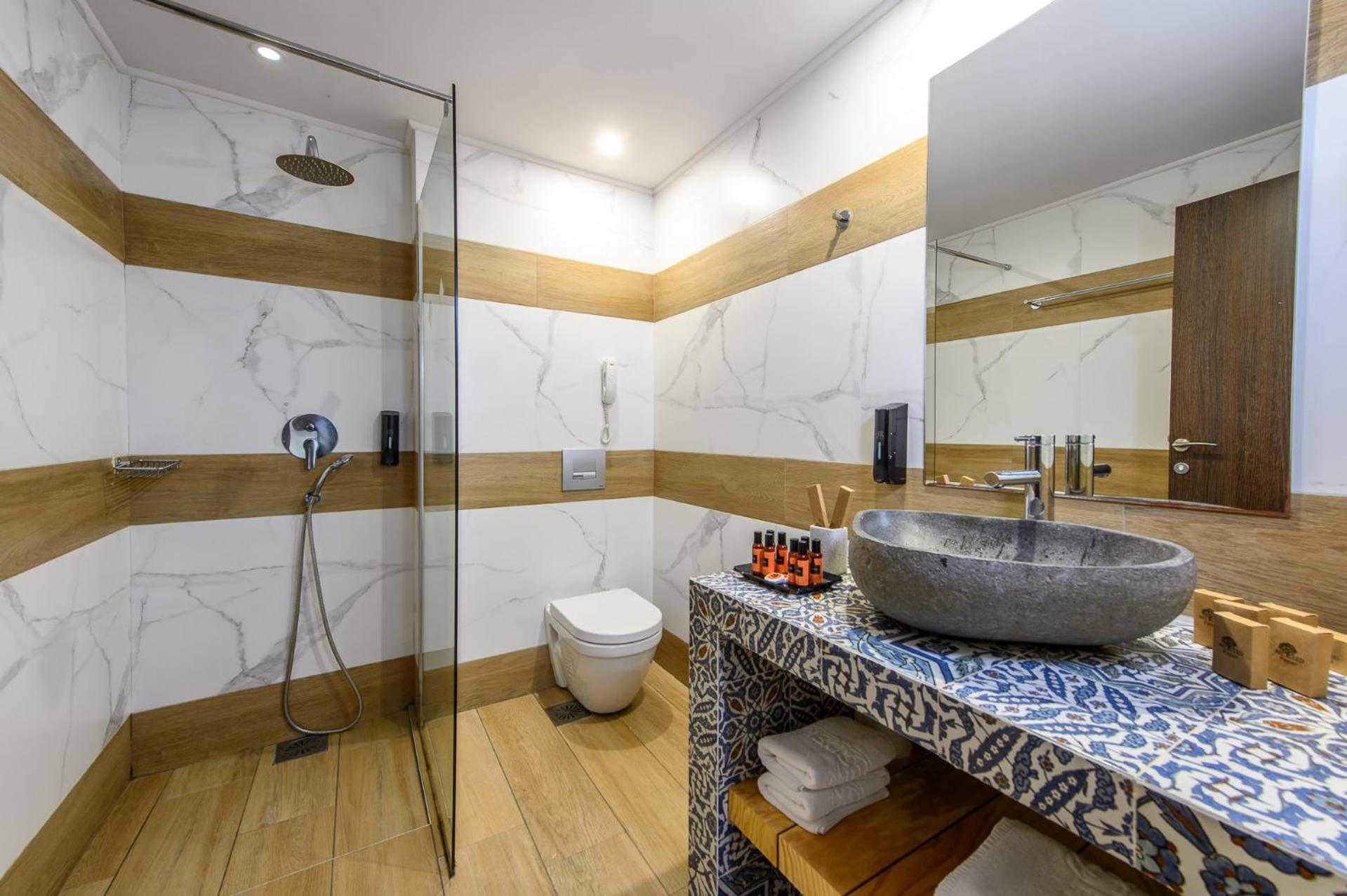 Premium Room Inland View - Photo 4