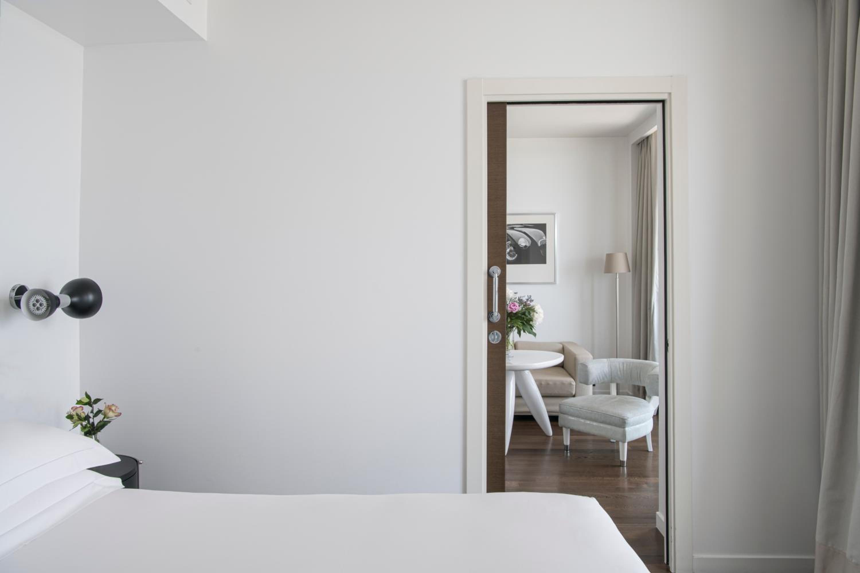 Junior Suite - Photo 13