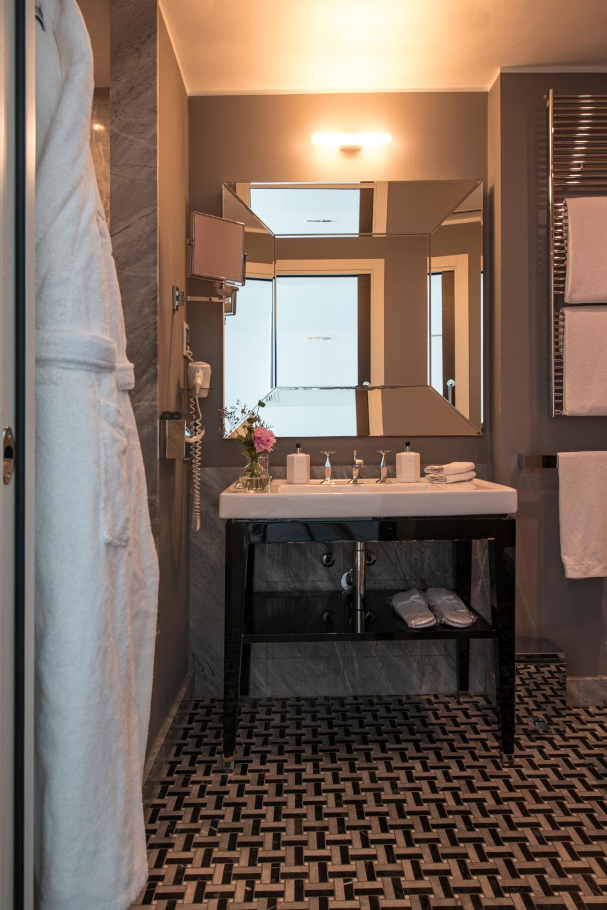 Junior Suite - Photo 15