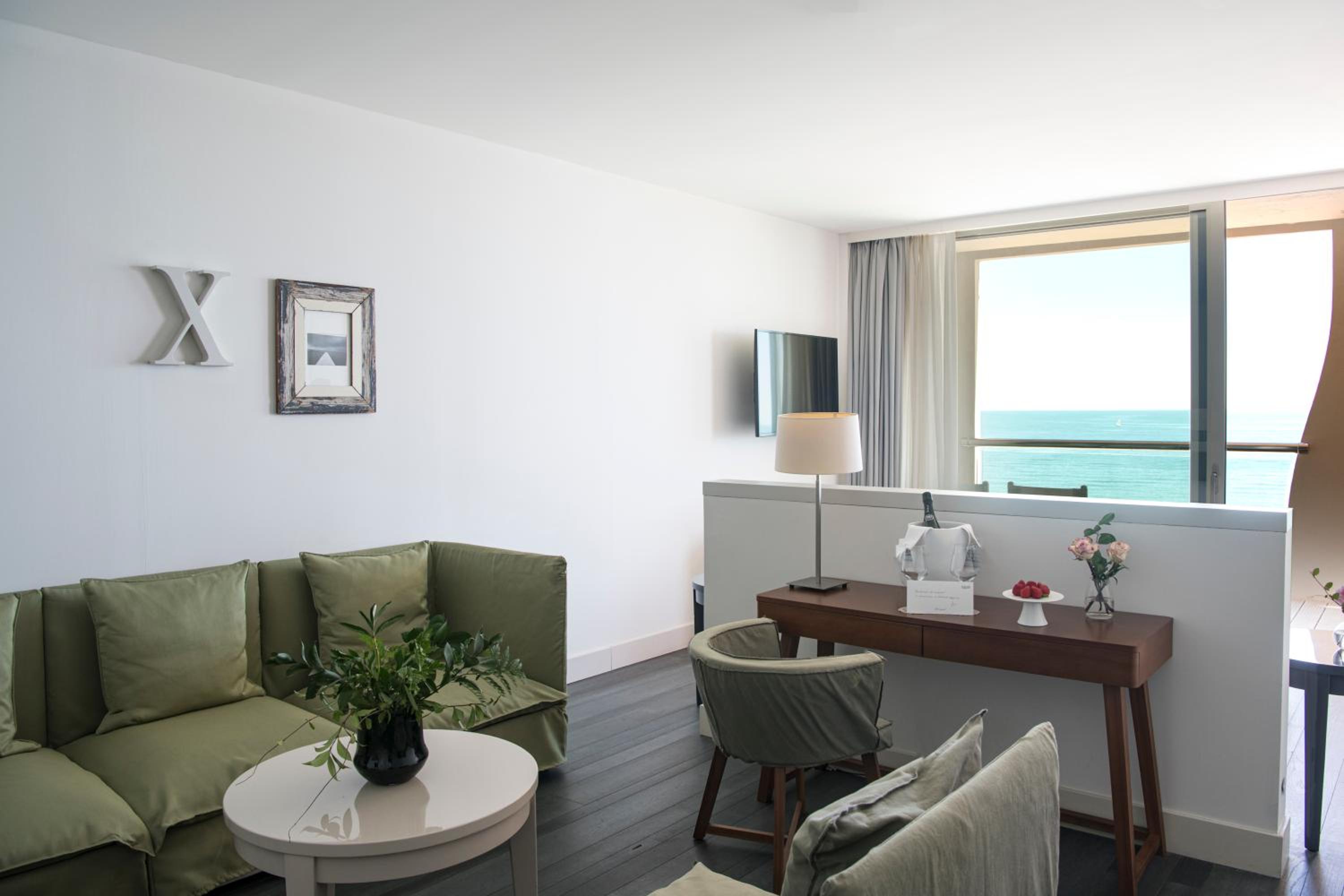 Junior Suite - Photo 19