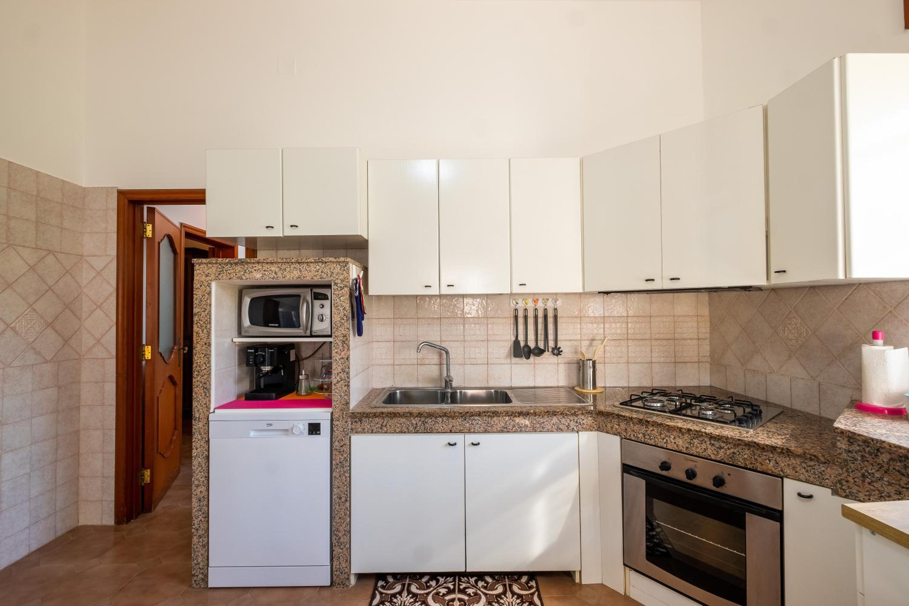 Superior Apartment with City View photo 2