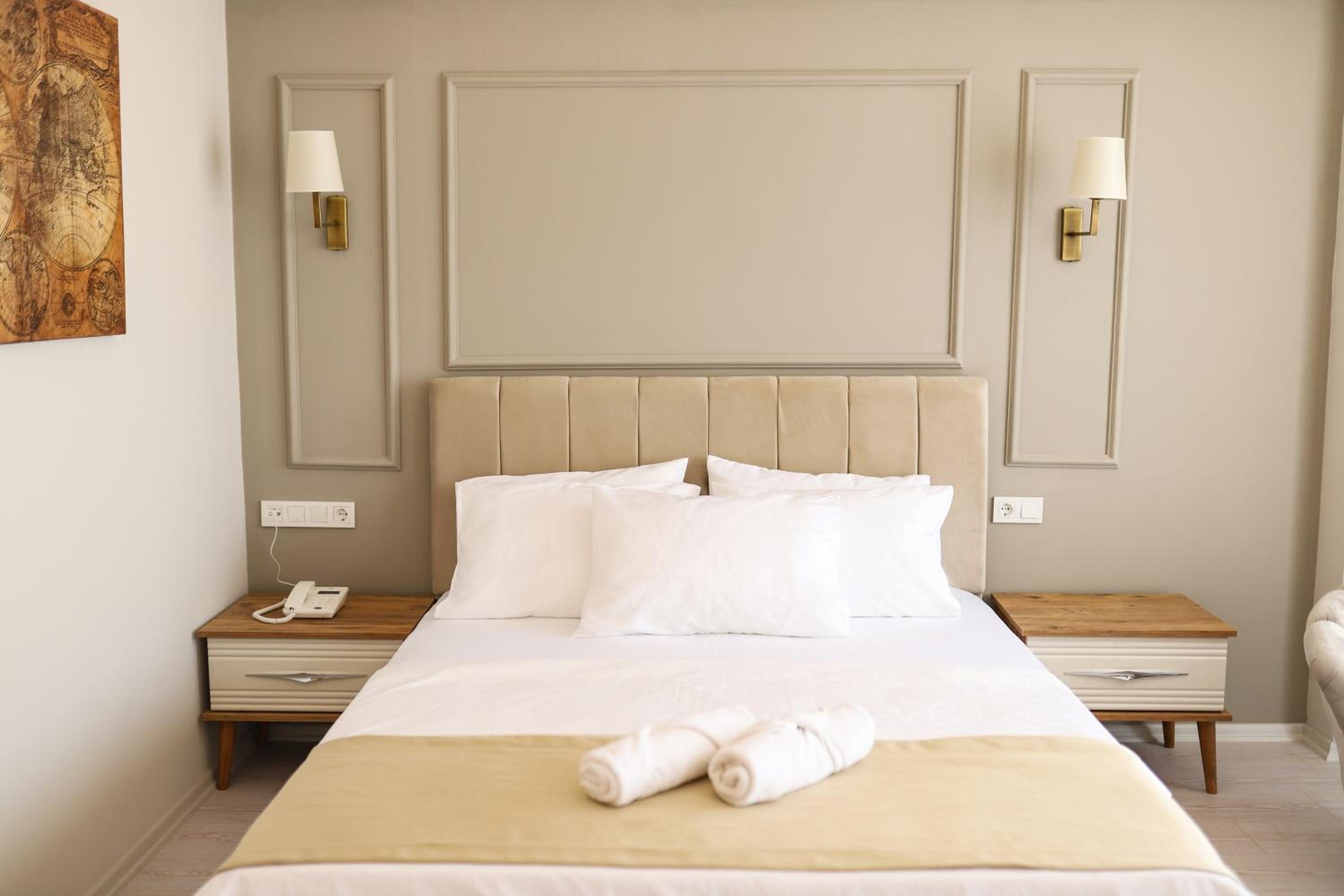 Deluxe Double Room - Photo 2